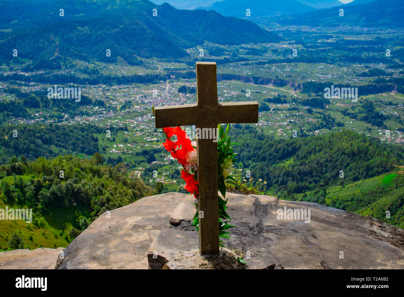 Mirador El granizo lugar Sagrado por los Pueblos Mayas en cajola Xela, Vista Al Gran Valle de los Altos xelaju noj. y los Municipios montañas volcanes Stockfoto