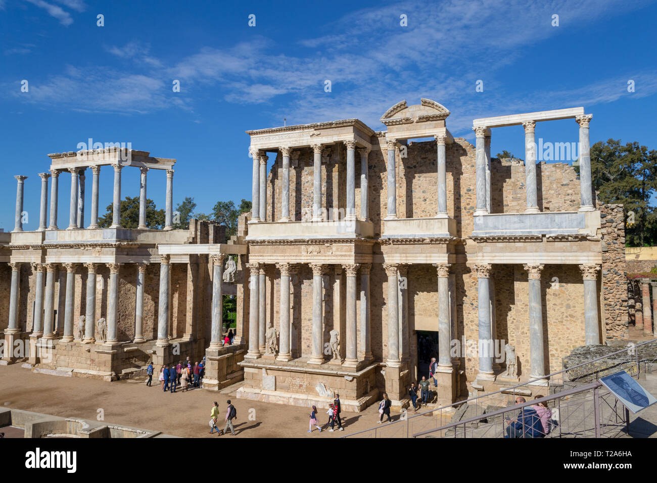 Mérida, Extremadura, Spanien, 16. Oktober 2018 - Das römische Theater von Mérida (Spanien) wurde im ersten Jahrhundert erbaut AD Stockfoto