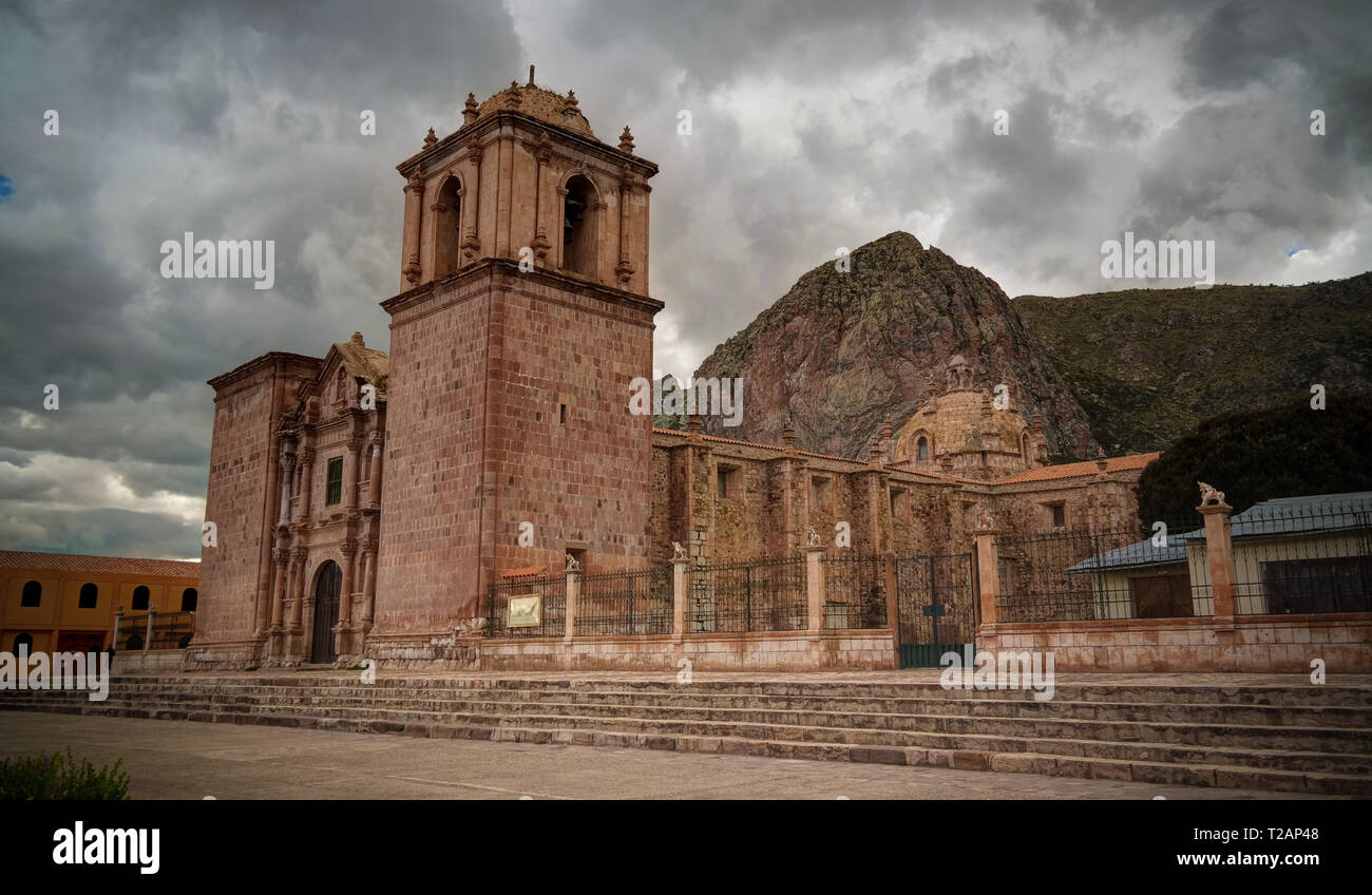 Außenansicht von Iglesia de Santa Isabel de Pucara bei Puno, Peru Stockfoto