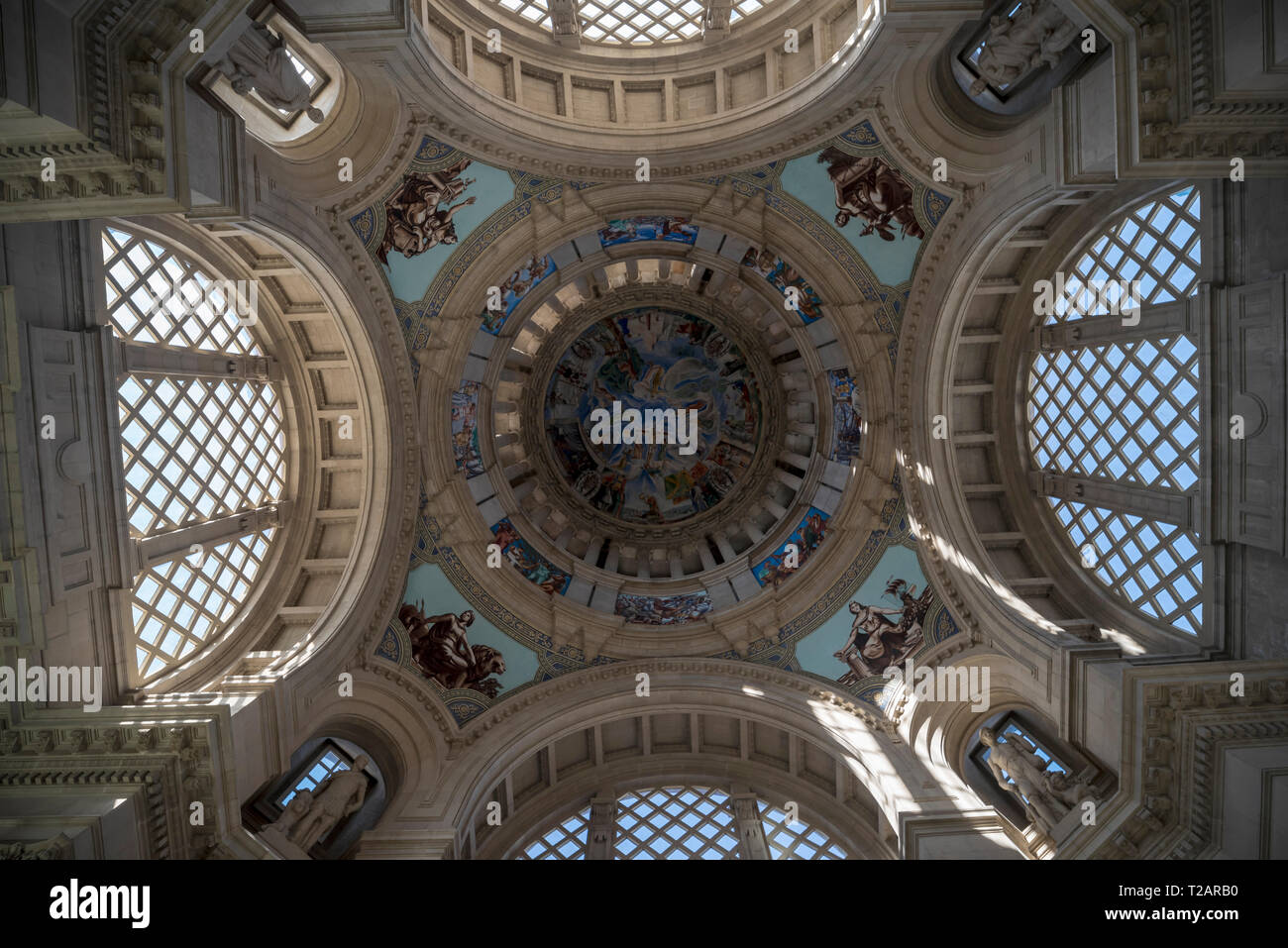 Zentrale Kuppel des National Museum der kunst von Katalonien Gebäude des Nationalen Palast der Internationalen Ausstellung von 1929 in Barcelona, 1926-1929 Stockfoto