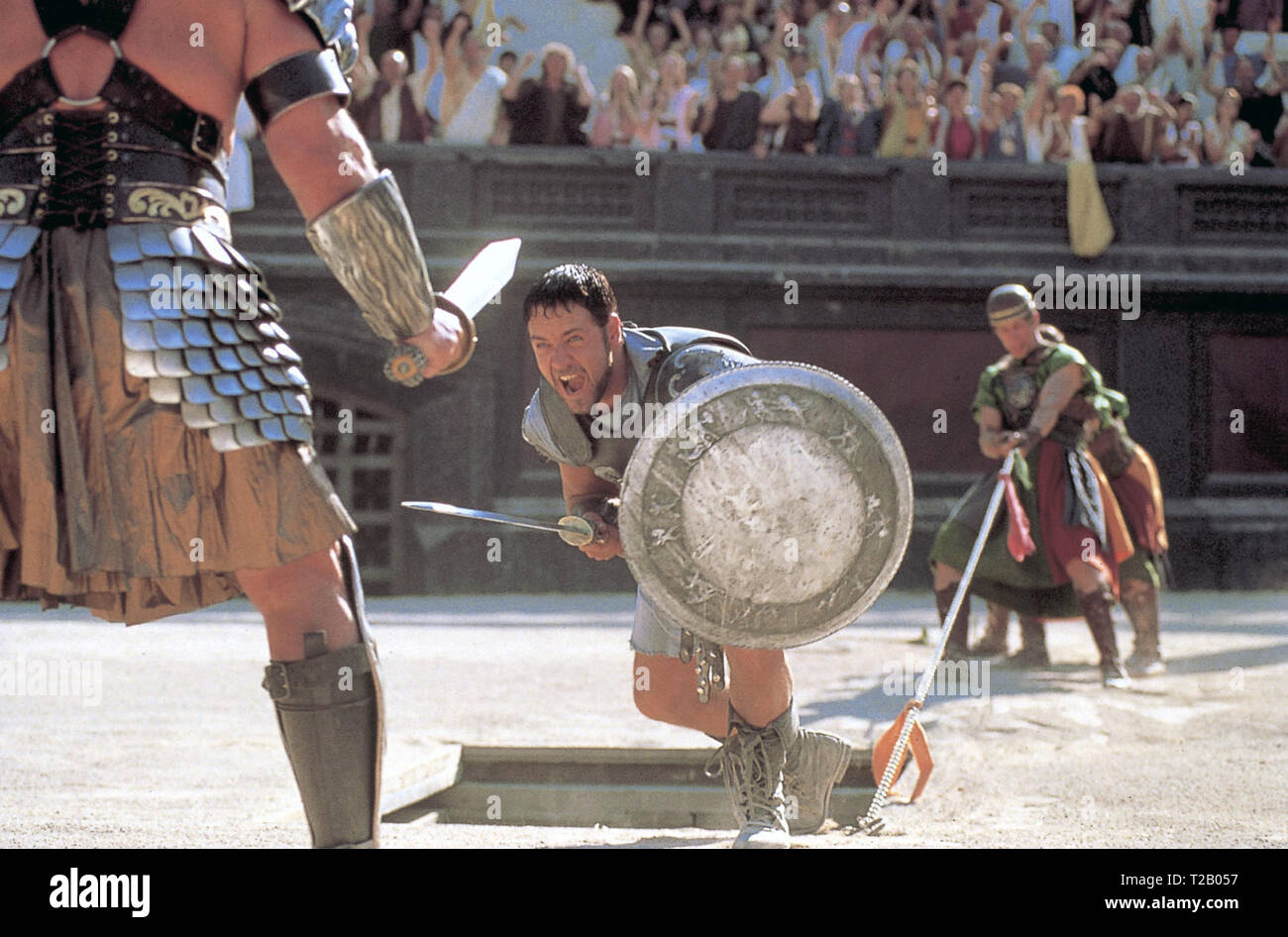 Gladiator ist ein 2000 Epic historische Film unter der Regie von Ridley Scott und David Franzoni, John Logan, und William Nicholson geschrieben. Der Film wurde gemeinsam produziert und von DreamWorks Pictures und Universal Pictures. Es Sterne Russell Crowe, Joaquin Phoenix, Connie Nielsen, Ralf Möller, Oliver Reed, Djimon Hounsou, Derek Jacobi, John shrapnel, und Richard Harris. Dieses Foto ist nur für den redaktionellen Gebrauch bestimmt und unterliegen dem Copyright der Film Company und/oder der Fotograf durch den Film oder die Produktion Firma zugewiesen und kann nur reproduziert durch Publikationen in Verbindung mit der Prom. Stockfoto