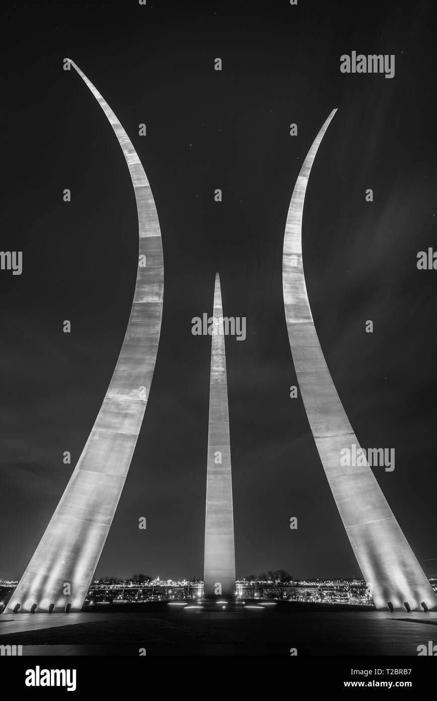 Die Air Force Memorial bei Nacht, in Arlington, Virginia Stockfoto