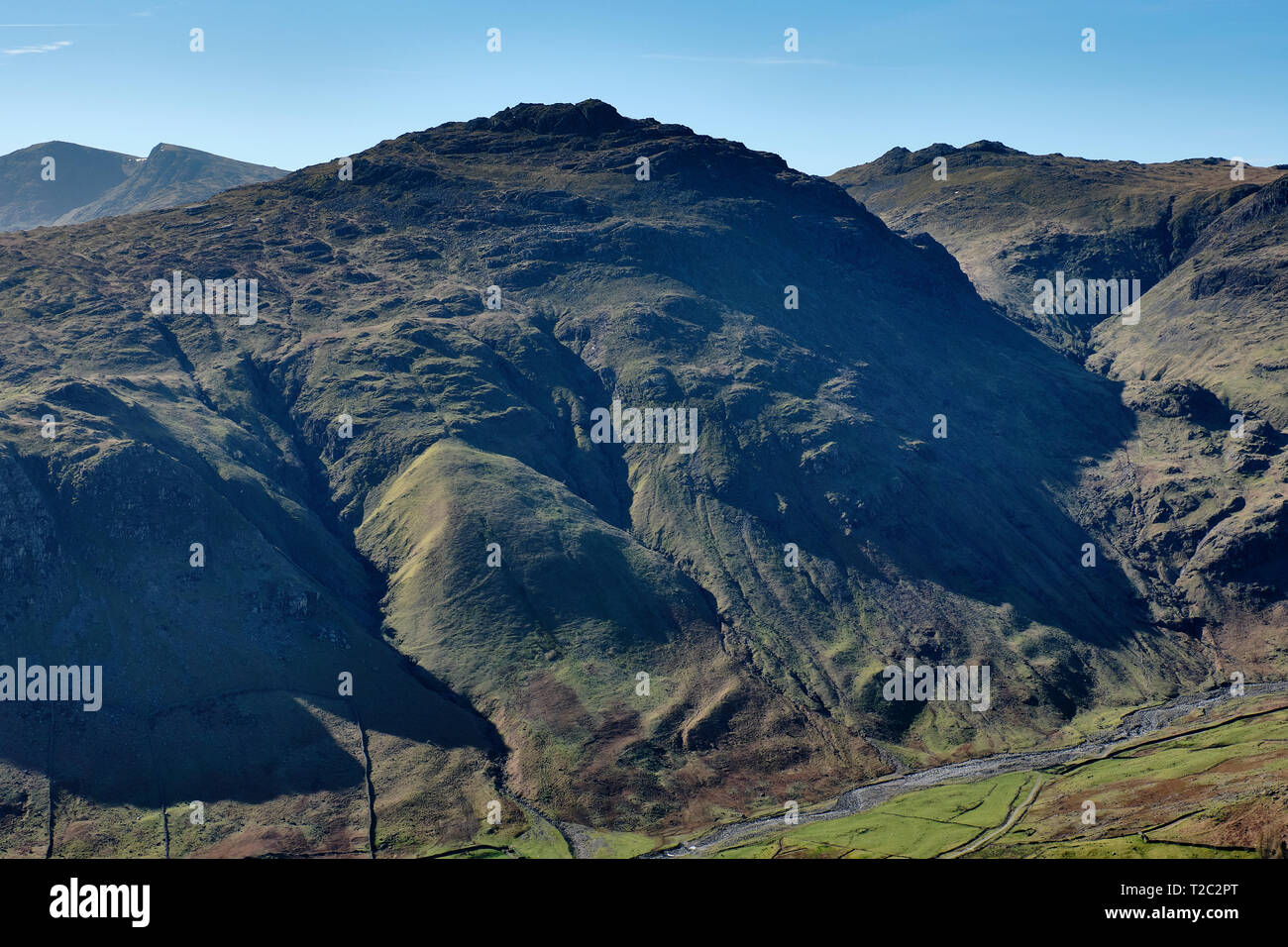Hecht O'Blisco aus den Langdale Pikes, Langdale, Lake District, Cumbria gesehen Stockfoto