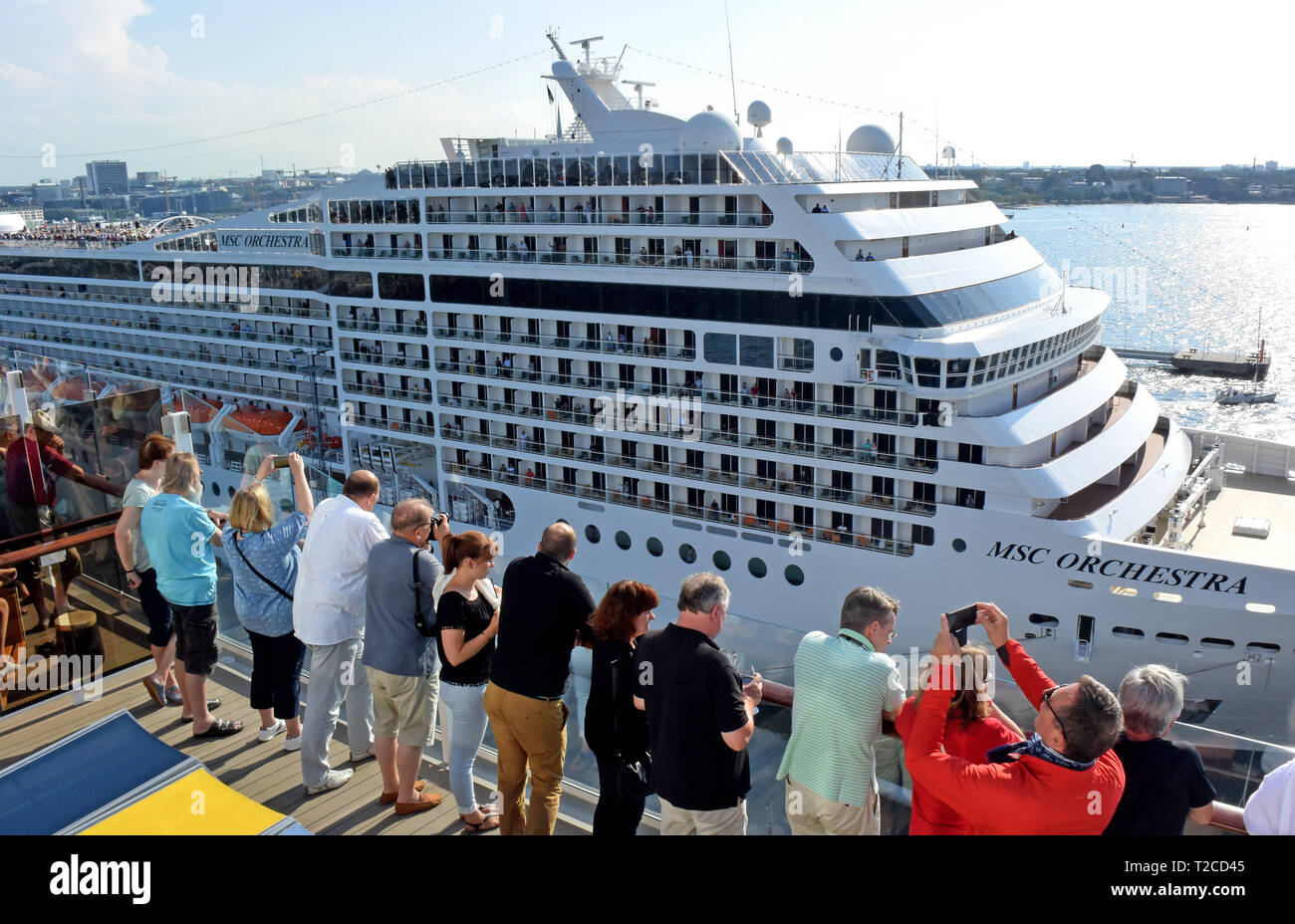 12 Juli 2018 Estland Tallinn Zwei Kreuzfahrtschiffe Msc
