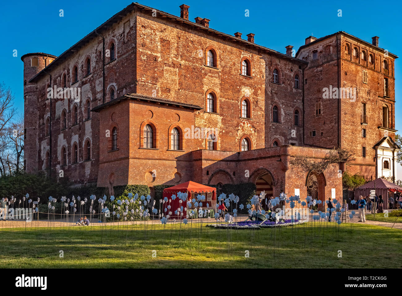 Italien Piemont Pralormo Burg' messer Tulipano' Event ankündigen, um die Feder zu Tulpen gewidmet Stockfoto