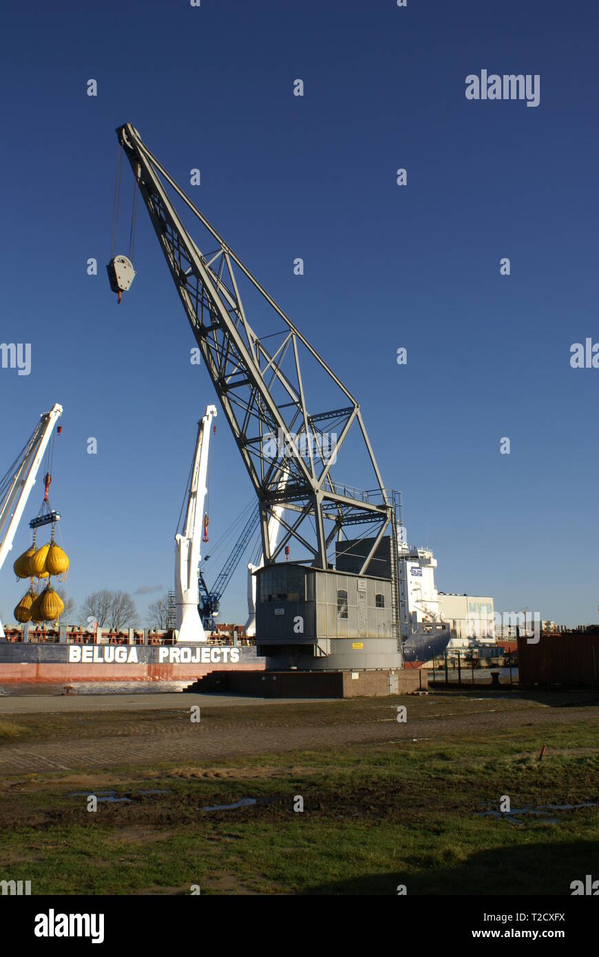Alte Lastkran. Bremerhaven Port. Stockfoto