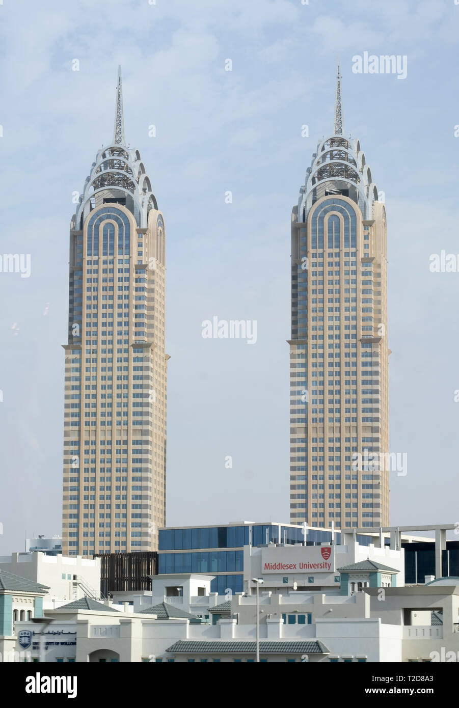 Al Kazim Towers aka Business Central Towers, Dubai, Vereinigte Arabische Emirate Stockfoto