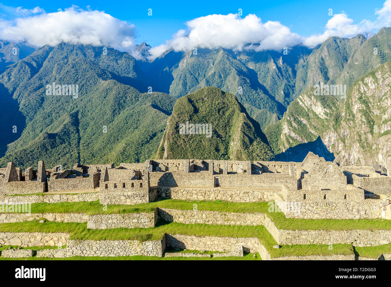 Alte Inkaruinen und die umliegenden Berge, Machu Picchu, Urubamba, Peru provnce Stockfoto