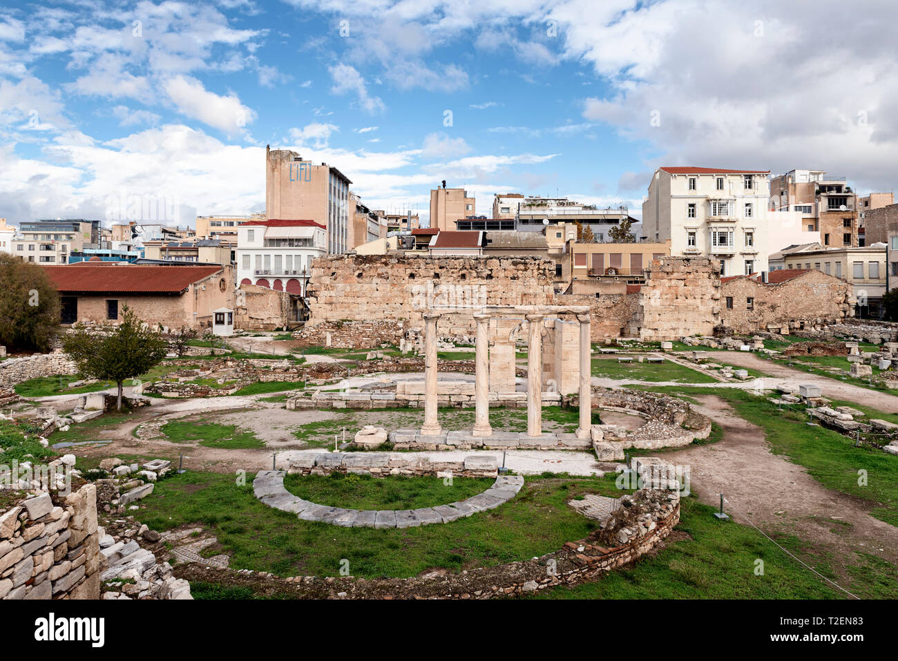 Bibliothek von Hadrian und seine tetraconch im Vordergrund in Athen, Griechenland Stockfoto