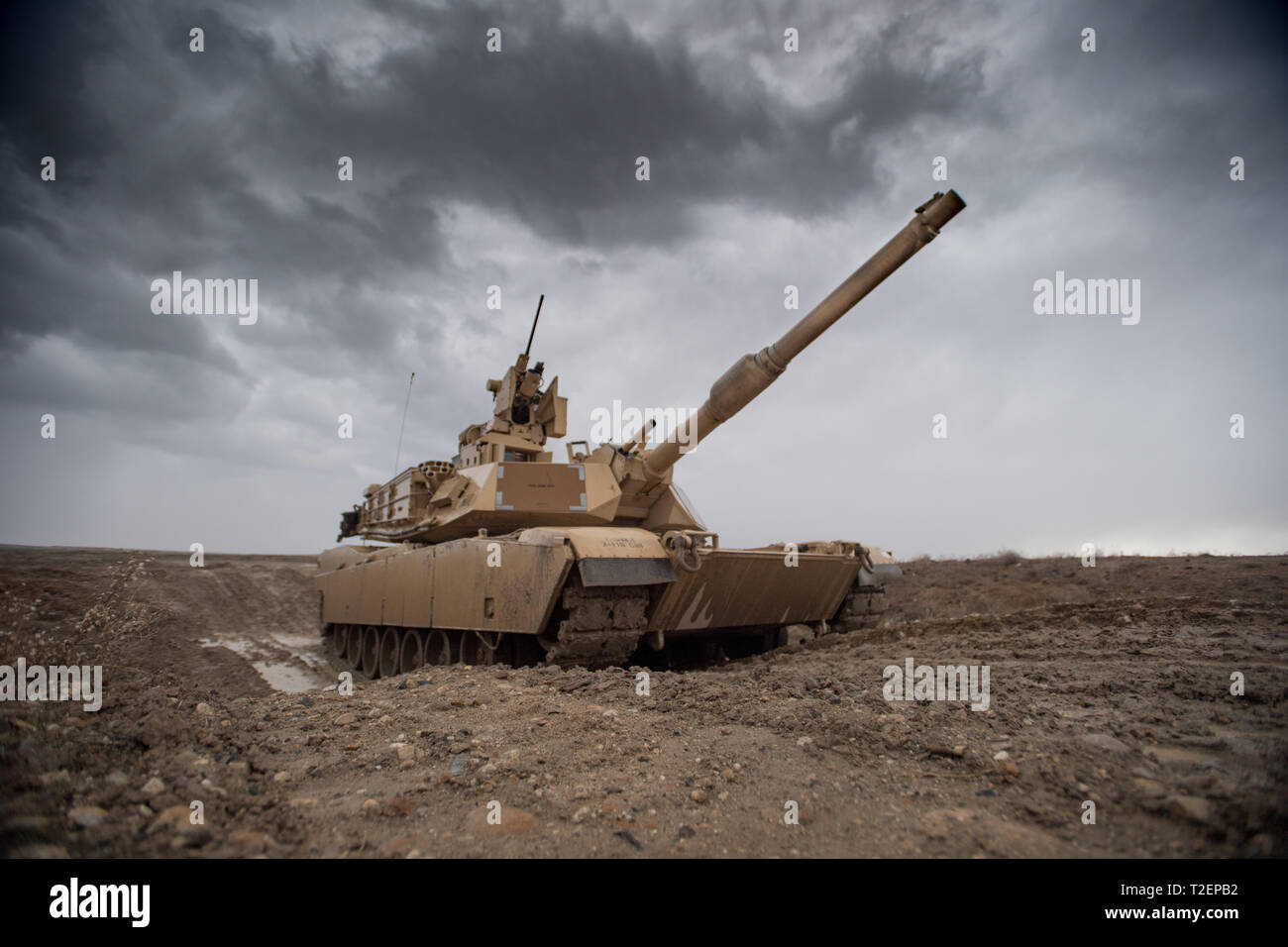 Tanker mit Bravo Company, 2.BATAILLON, 116 Cavalry Brigade Combat Team, Durchführung Platoon live-fire Schießwesen Qualifikation Feb 4, 2019, im Orchard Combat Training Center. Die Idaho Army National Guard Soldaten sollen sich für kommende Rotation der 116 Kavallerie Brigade Combat Team an der National Training Center, Fort Irwin, Calif., später in diesem Jahr. Stockfoto