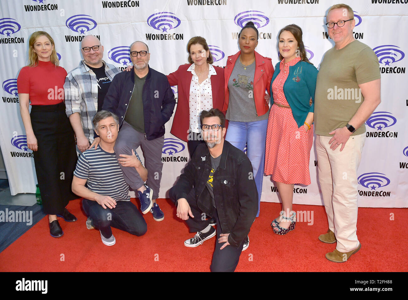Anaheim, USA. 31 Mär, 2019. Judy Greer, Casey Willis, Chris Parnell, H. Jon Benjamin, Jessica Walter, Lucky Yates, Aisha Tyler, Amber Nash und Matt Thompson am Fotoshooting für die FX-animation Serie 'Archer' an der WonderCon 2019 im Anaheim Convention Center. Anaheim, 31.03.2019 | Verwendung der weltweiten Kredit: dpa/Alamy leben Nachrichten Stockfoto