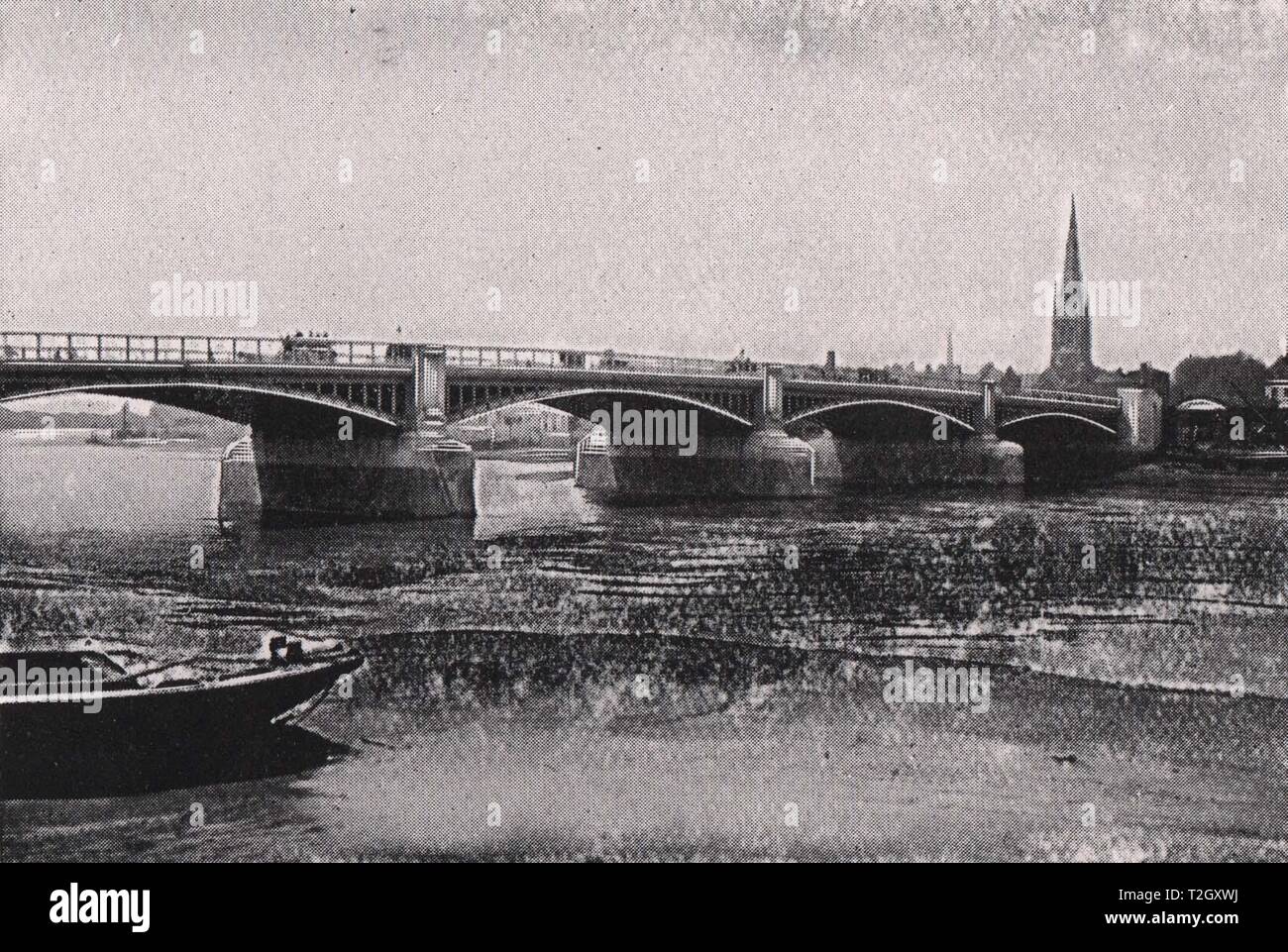 Neue Vauxhall Bridge (Erste von London Bridges Straßenbahnen über Durchführung) Stockfoto