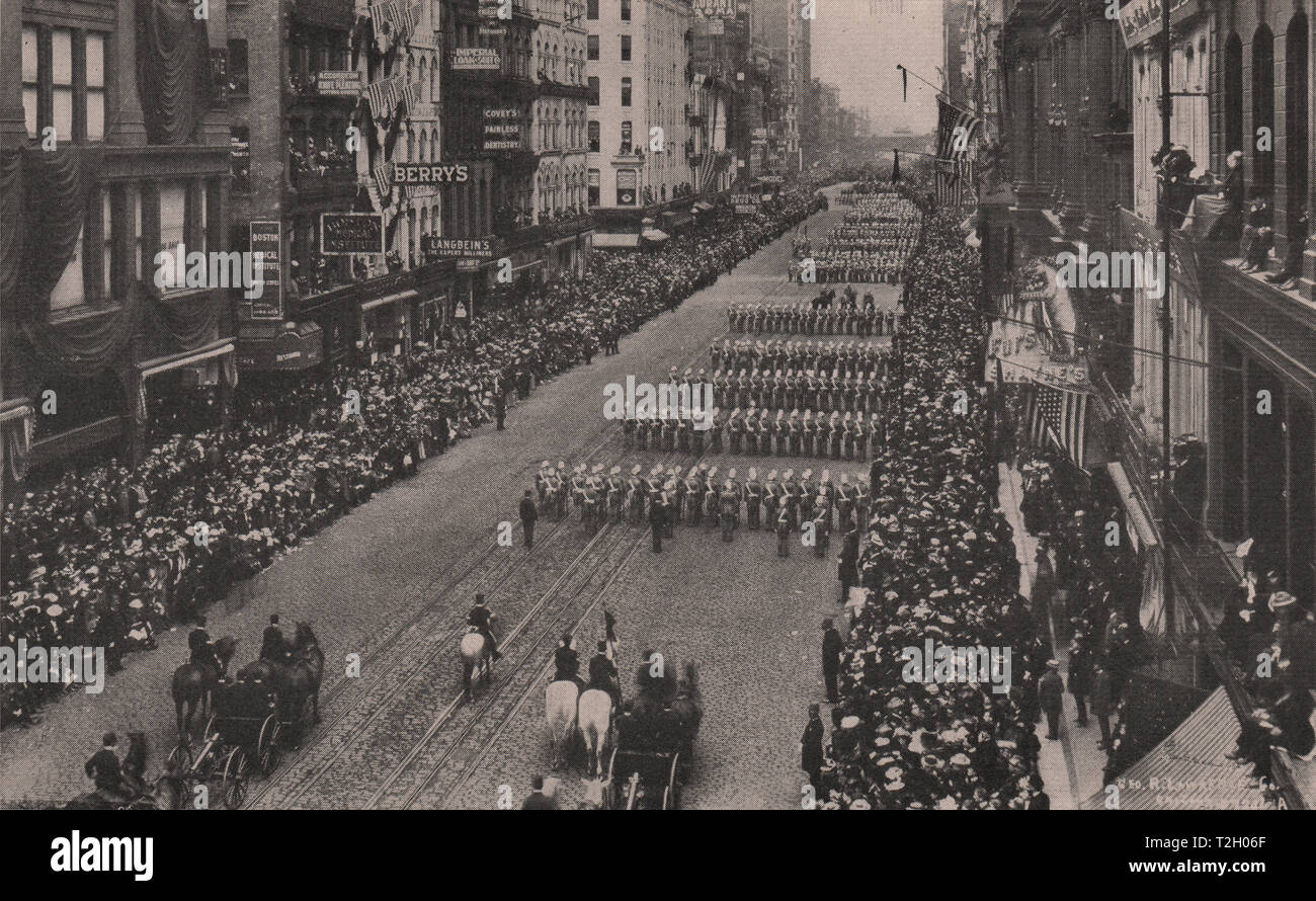 Der Präsident McKinley Schweigemarsches; 1901. Truppen marschieren an der State Street Stockfoto