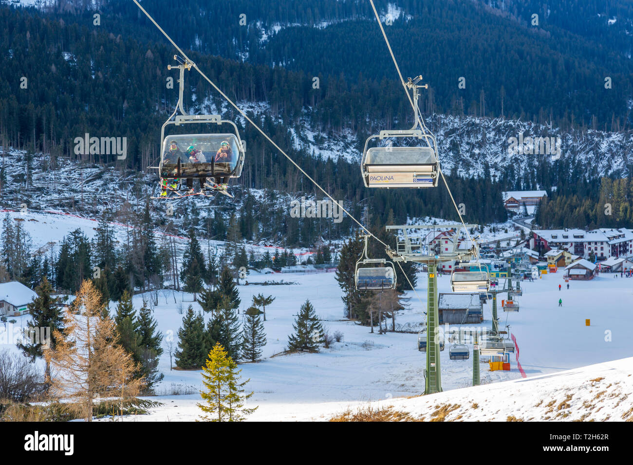 Seilbahnen in Karersee, Italien, Europa Stockfoto