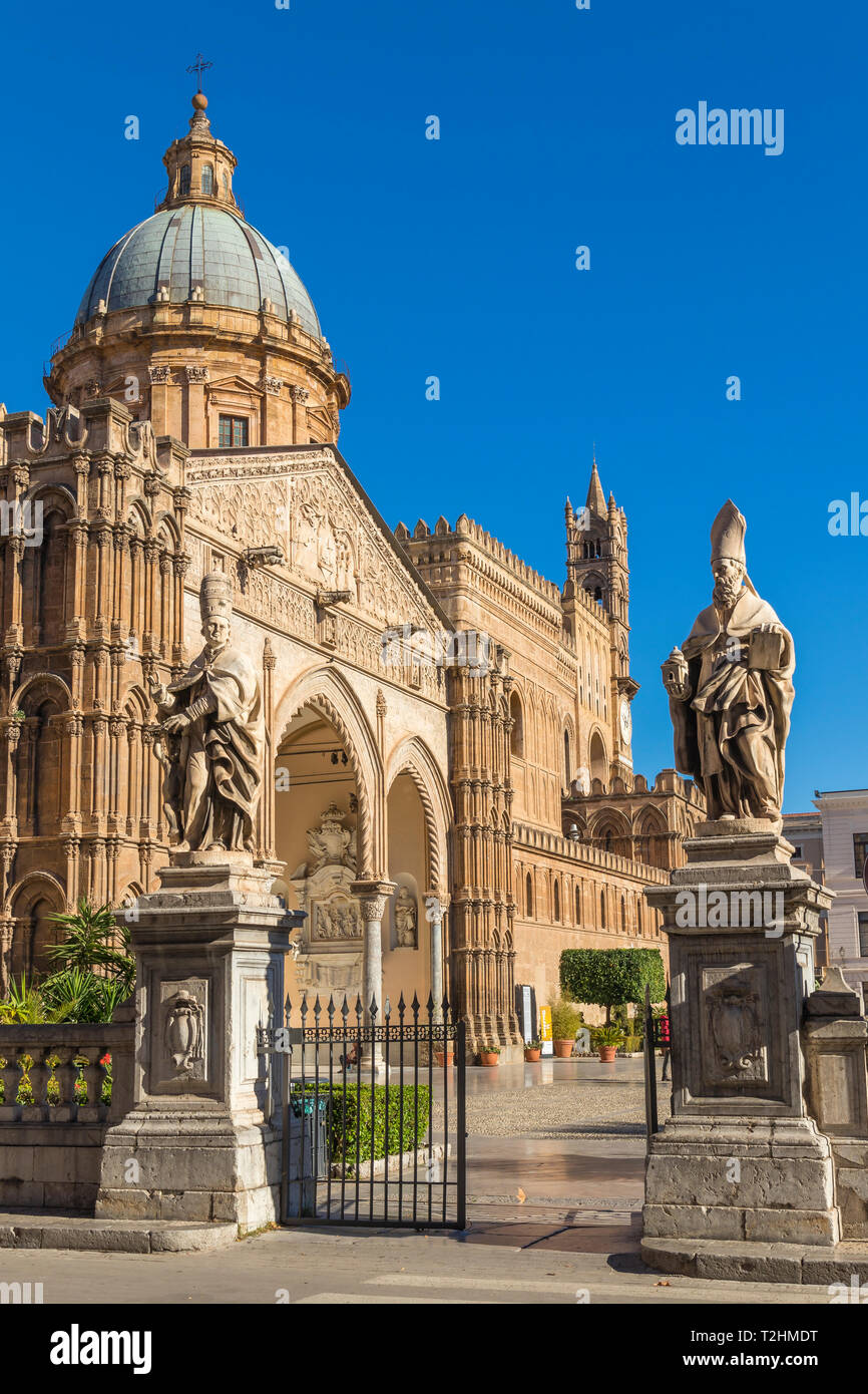 Die Kathedrale von Palermo (UNESCO-Weltkulturerbe), Palermo, Sizilien, Italien, Europa Stockfoto