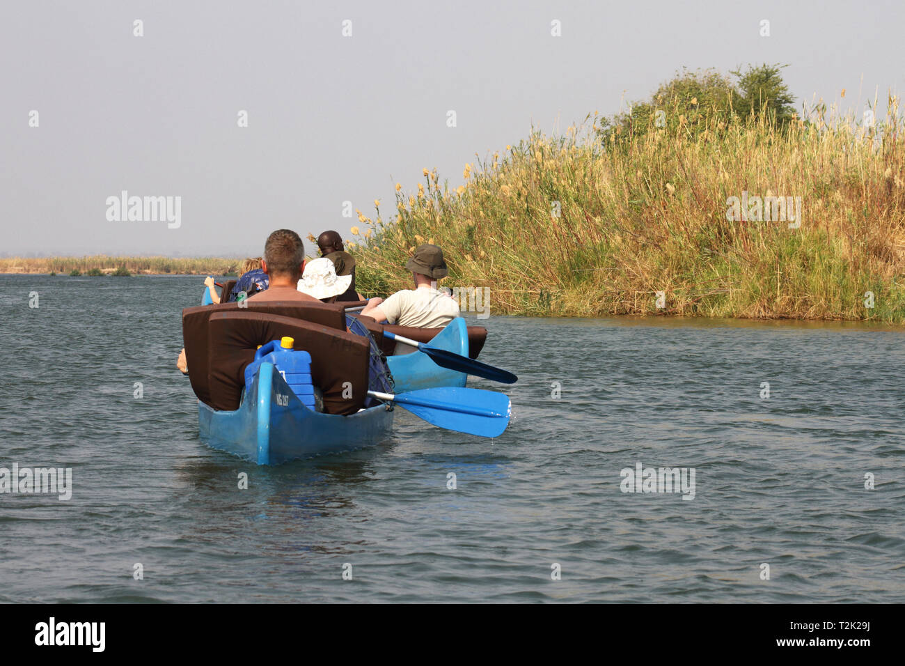 Kanutour auf der Lower Zambezi Stockfoto