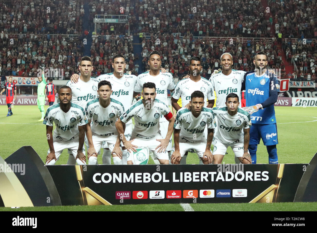 Buenos Aires Argentinien 02 April 2019 Palmeiras Football Club Ausbildung Im Spiel Gegen San Lorenzo Fur Die Libertadores Cup 2019 In Buenos A Stockfotografie Alamy