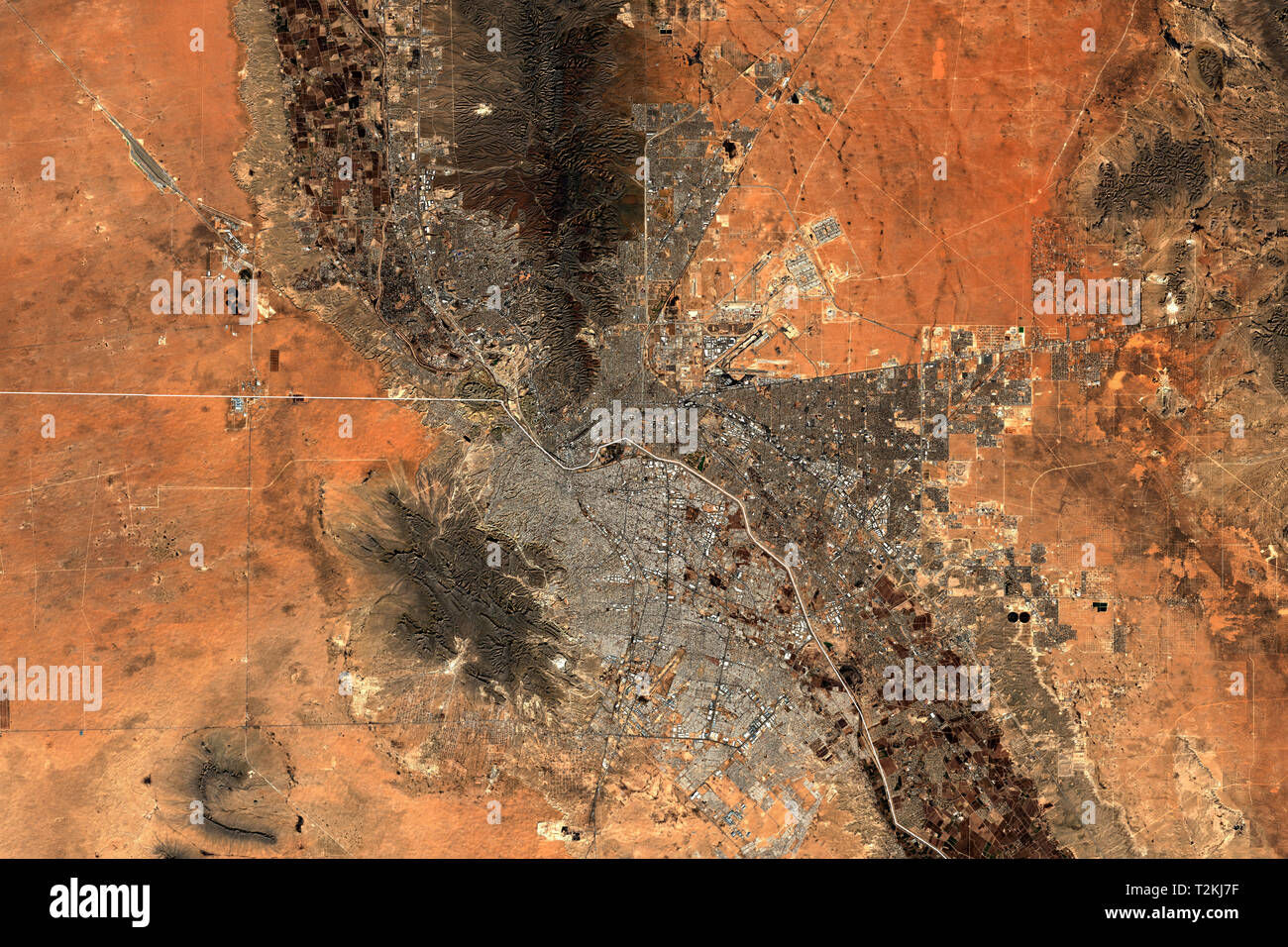 El Paso in den USA und Ciudad Juarez in Mexiko vom Weltraum aus gesehen vom Weltraum aus gesehen - enthält geänderte Copernicus Sentinel Data (2019) Stockfoto