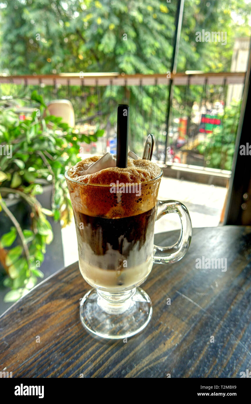 Vietnamese coffee Fotos und Bildmaterial in hoher Auflösung Alamy