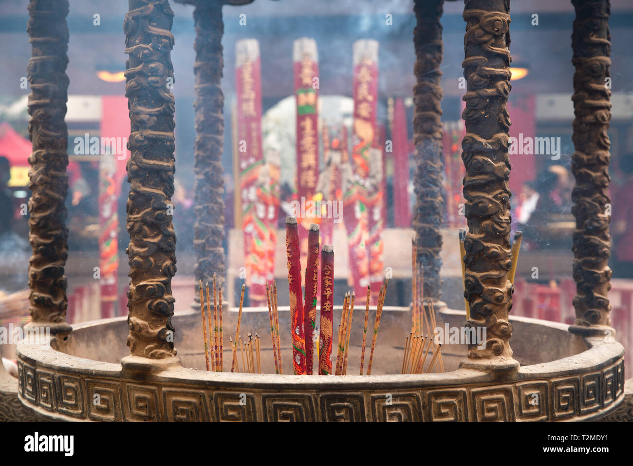 Schönes Weihrauchgefäß in Tempel in Hongkong Stockfoto