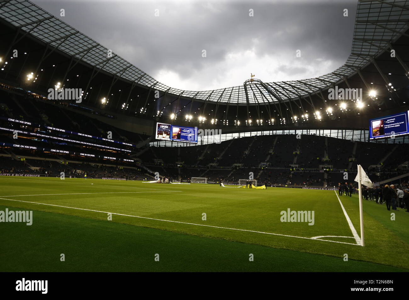 London, Großbritannien. 03 Apr, 2019. Anzeigen von Tottenham Hotspur neue Stadion während der Englischen Premier League zwischen den Tottenham Hotspur und Crystal Palace an der Tottenham Hotspur Stadion, London, UK am 03 Apr 2019 Credit: Aktion Foto Sport/Alamy leben Nachrichten Stockfoto