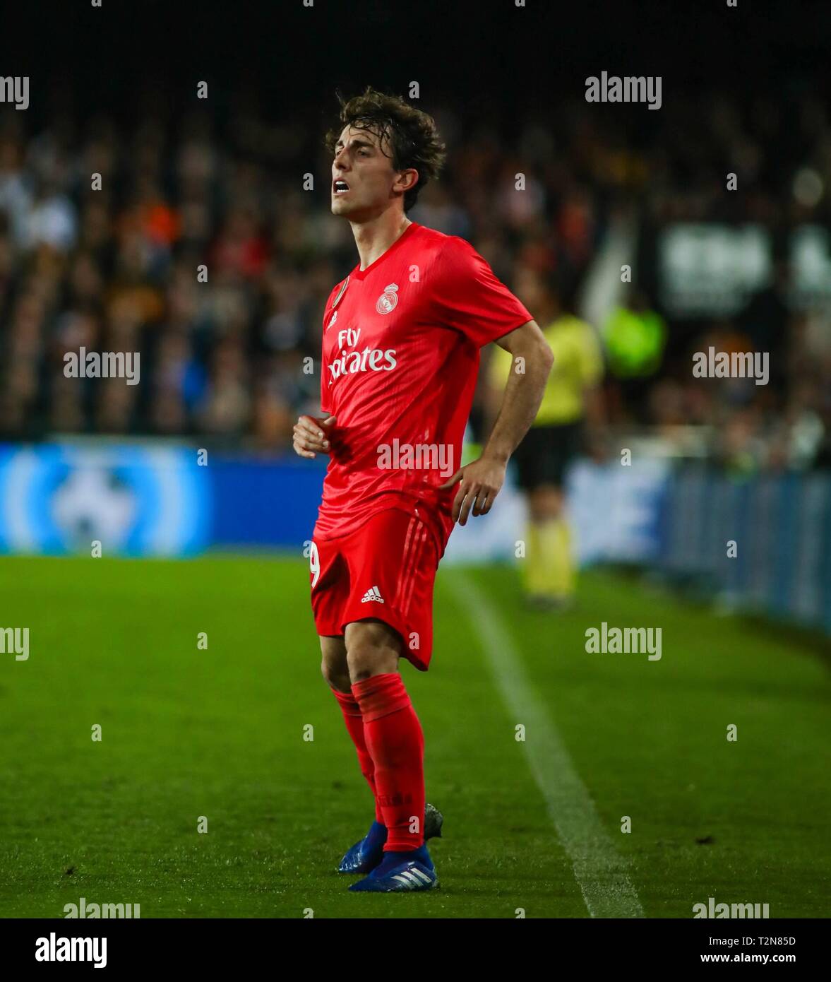 Valencia, Spanien. 3 Apr, 2019. Odriozola während des Fußballspiels zwischen Valencia CF und Real Madrid CF am 3. April 2019 im Stadium Mestalla in Valencia, Spanien. Credit: CORDON PRESSE/Alamy leben Nachrichten Stockfoto