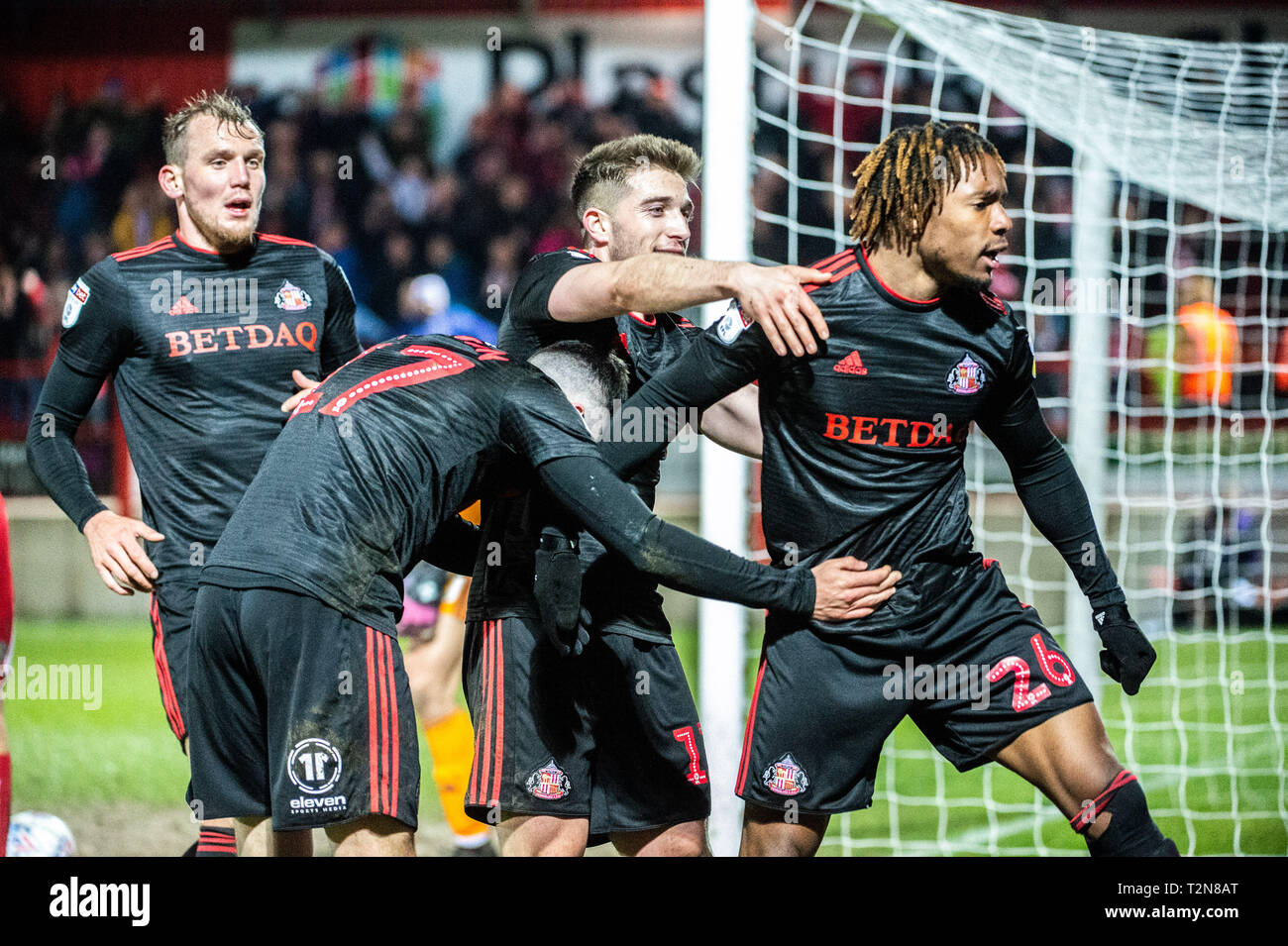 Accrington, Lancashire, UK. 3 Apr, 2019. Sunderlands Kazaiah Sterling feiert sein Ziel mit seinem Teamkollegen während der Sky Bet Liga 1 Übereinstimmung zwischen Accrington Stanley und Sunderland am Fraser Eagle Stadium, Accrington am Mittwoch, den 3. April 2019. (Credit: Ian Charles | Kredit: MI Nachrichten & Sport/Alamy leben Nachrichten Stockfoto