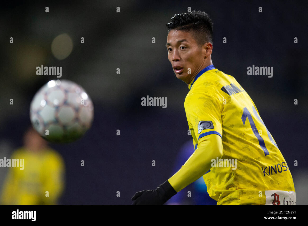 SINT-TRUIDEN, Belgien - April 3th: Kosuke Kinoshita während der Jupiler Pro League Play-off 2 Gruppe A Match (Tag 2) zwischen Beerschot und STVV am April 3th, 2019 in Antwerpen Kiel, Belgien. (Foto von Frank Abbeloos/Isosport) Stockfoto