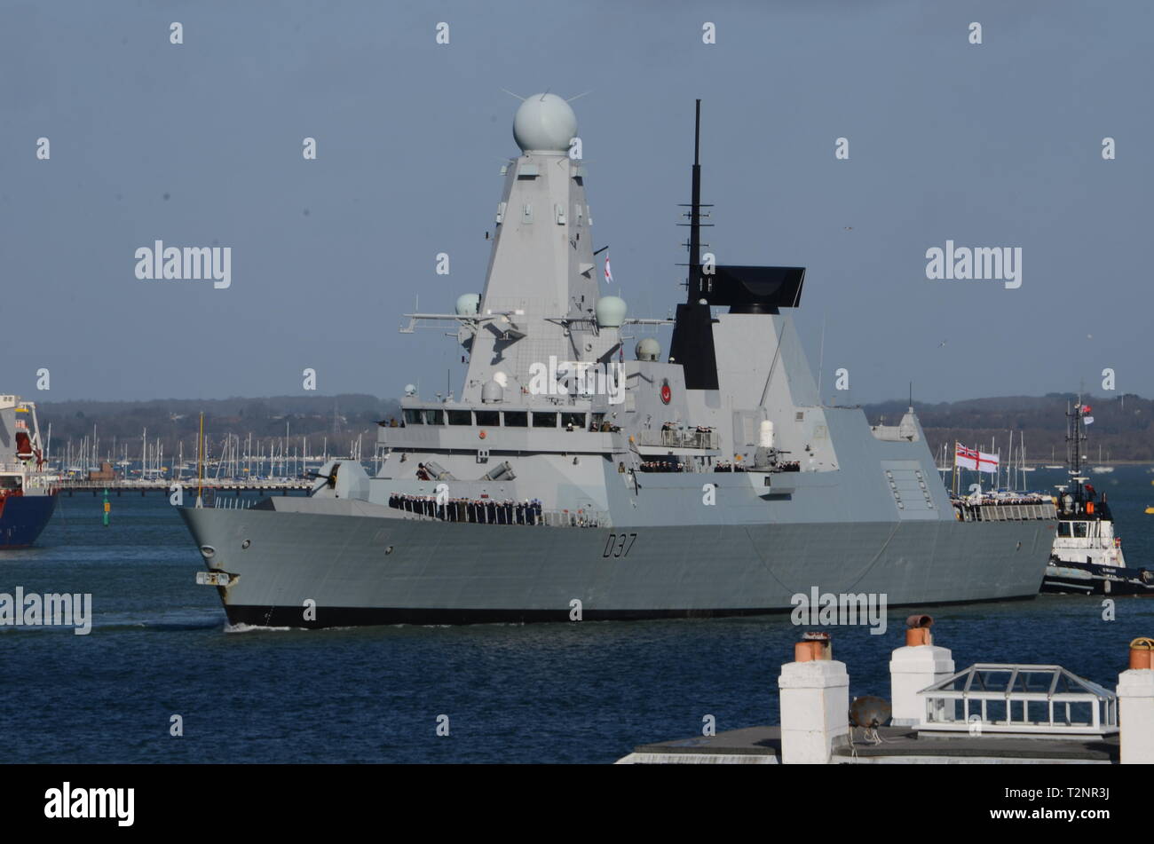 HMS Duncan037 verlassen Portsmouth Stockfoto