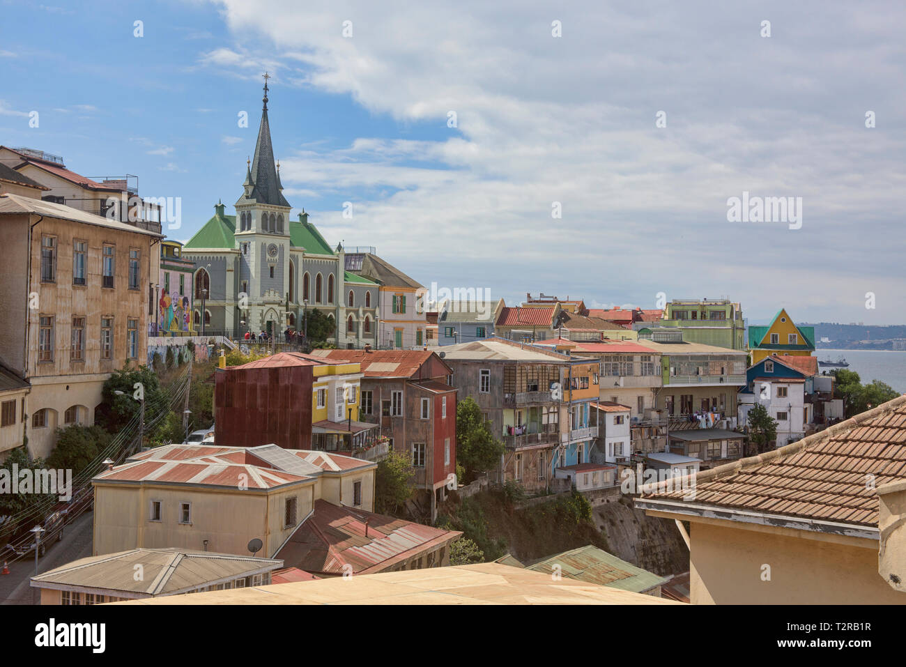 Farbenfrohe Architektur im UNESCO Weltkulturerbe Valparaiso, Chile Stockfoto