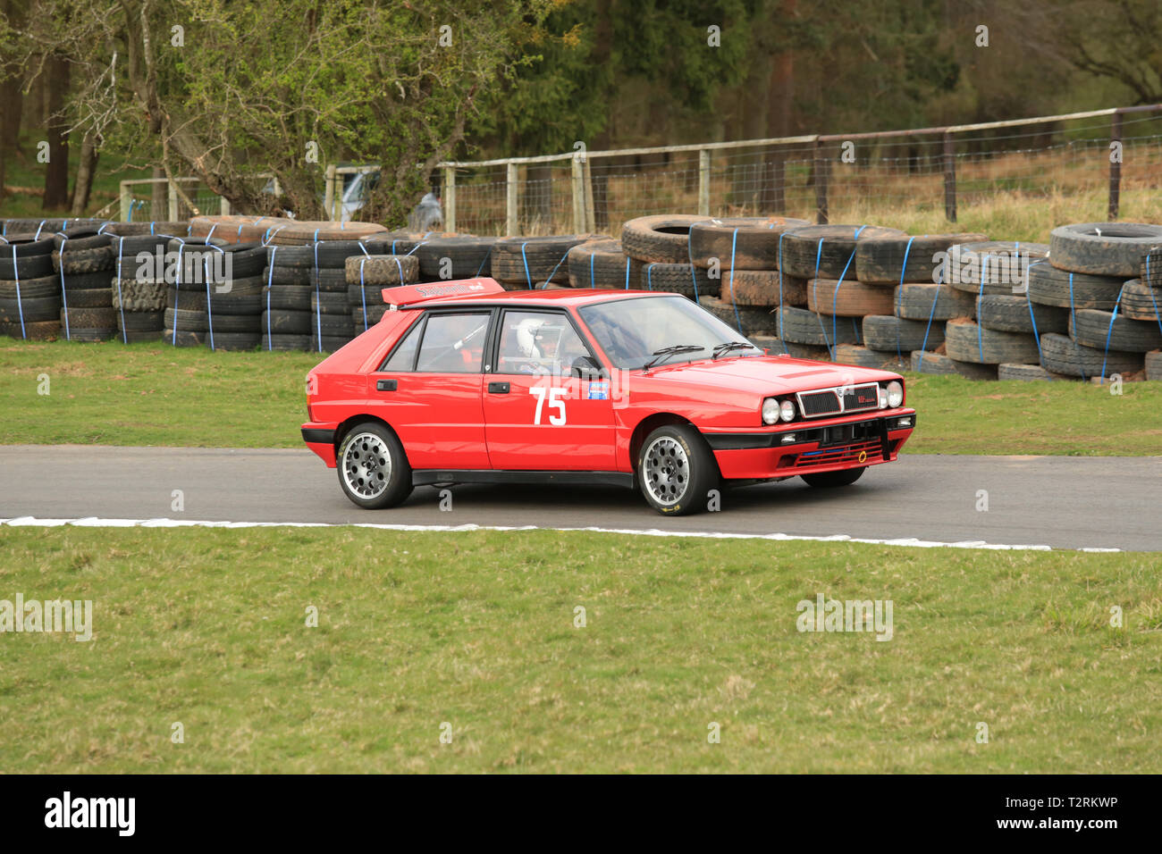 Ein roter Lancia Delta Integrale, die an einem Hillclimb Event in Großbritannien. Stockfoto