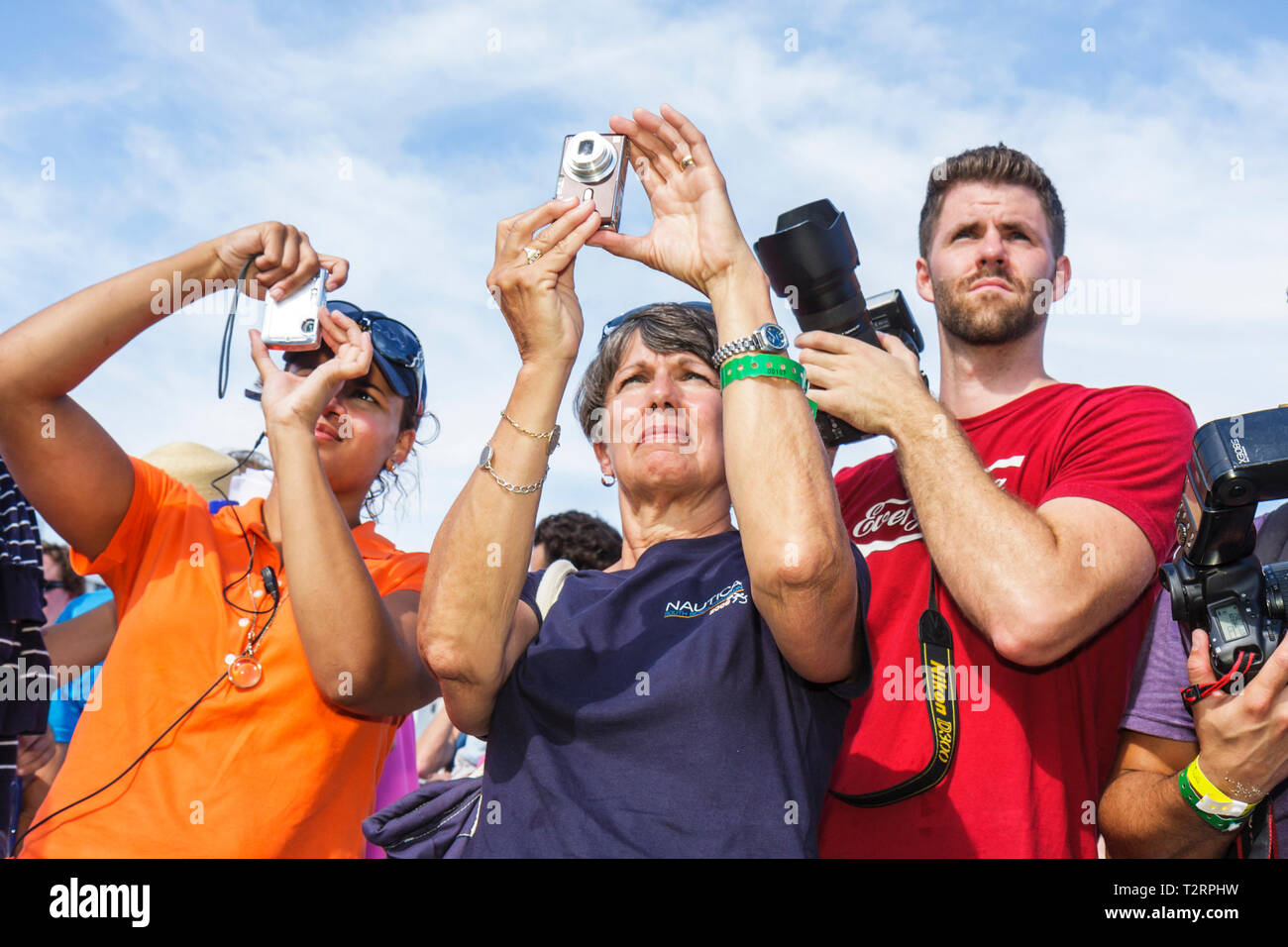 Miami Beach Florida, Lummus Park, Nautica South Beach Triathlon, Sport, Fitness, Erwachsene Erwachsene Frau Frauen weibliche Dame, Mann Männer männlich, Zuschauer, digital, SLR, Ca Stockfoto