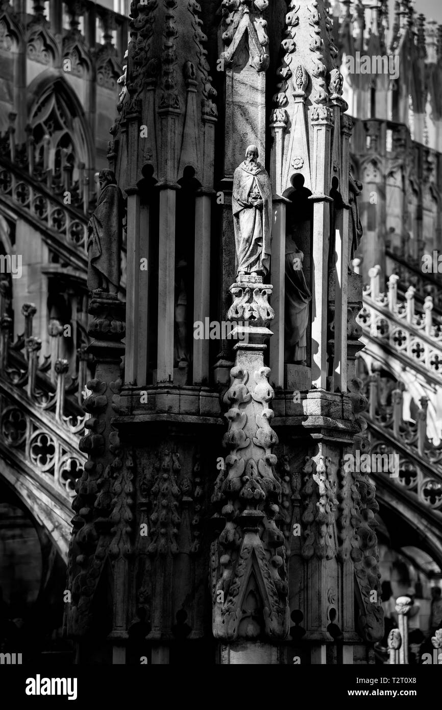 Duomo di Milano, Tower fragmet Schwarz und Weiß, keine Farbe, keine Menschen, suny Licht Stockfoto