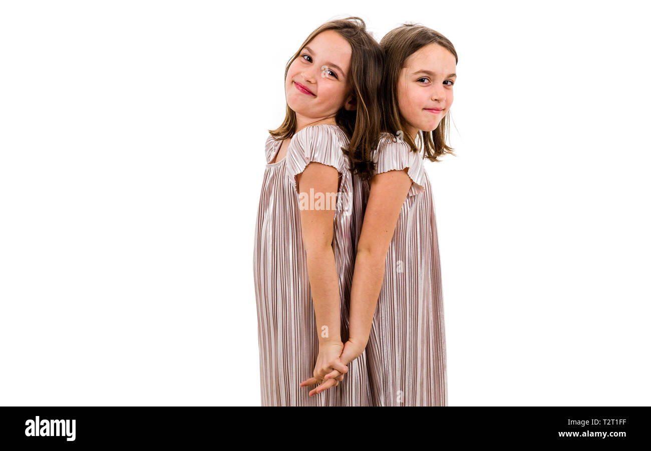 Identische Zwillinge Sind Rücken An Rücken Konzept Der Familie Und Schwesterliche Liebe 