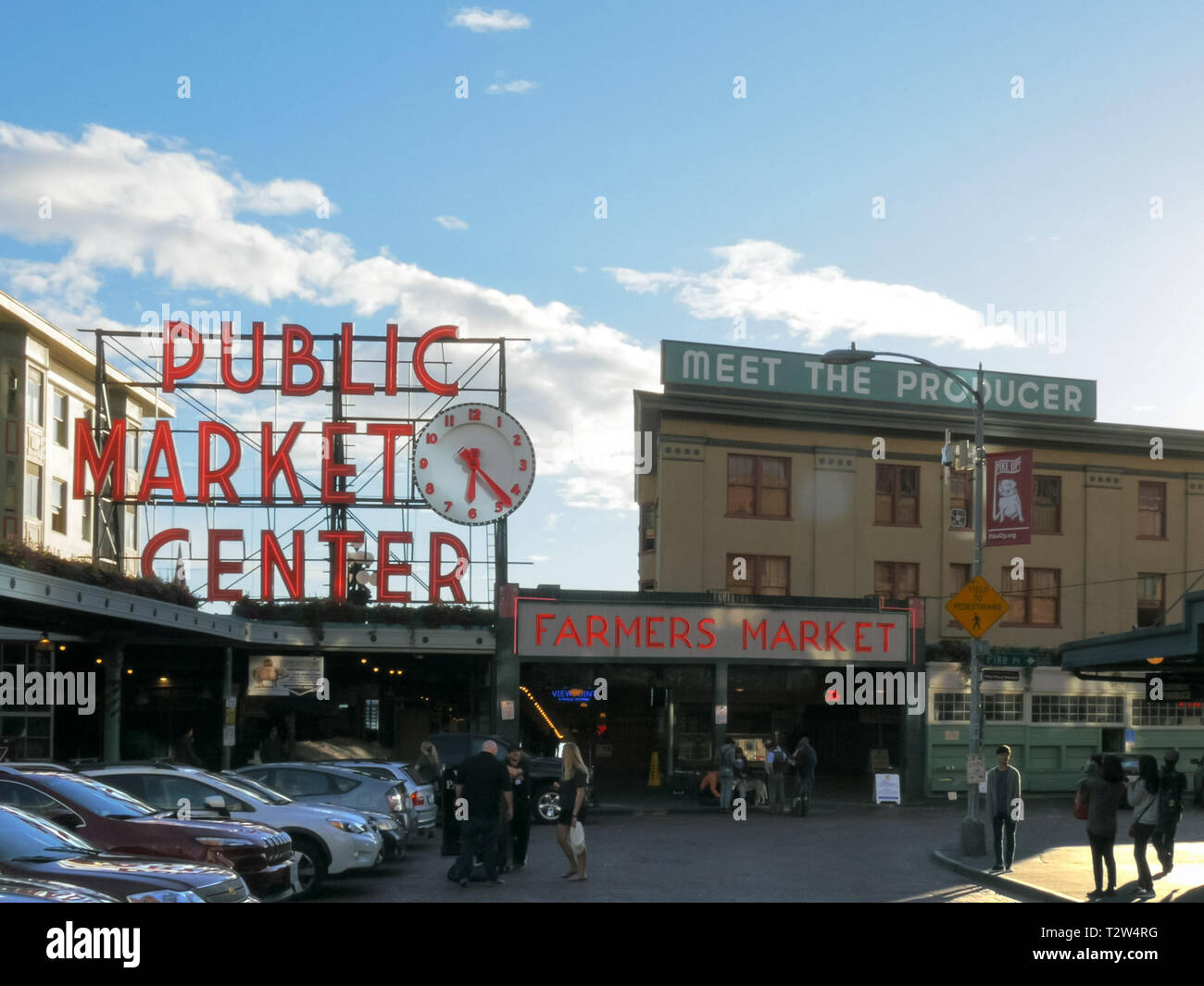 SEATTLE, Washington, USA, September 4, 2015: Blick auf das Äußere des Pike Place Market in Seattle, Washington Stockfoto