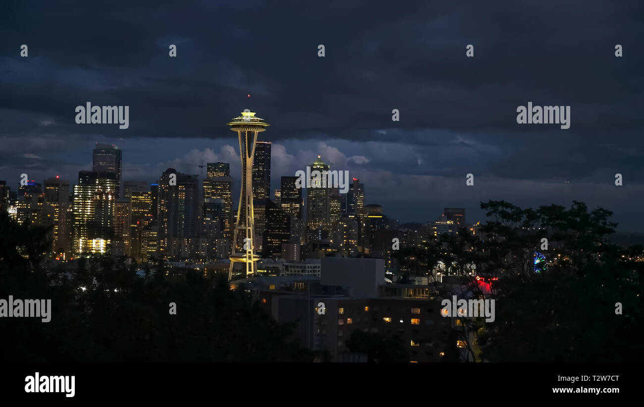 Die Space Needle und Seattle, Washington in der Nacht Stockfoto