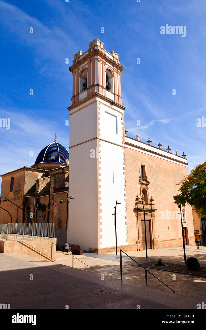 Kirche der Himmelfahrt (Iglesia de la Asunción) in Dénia, Costa Blanca, Spanien Stockfoto