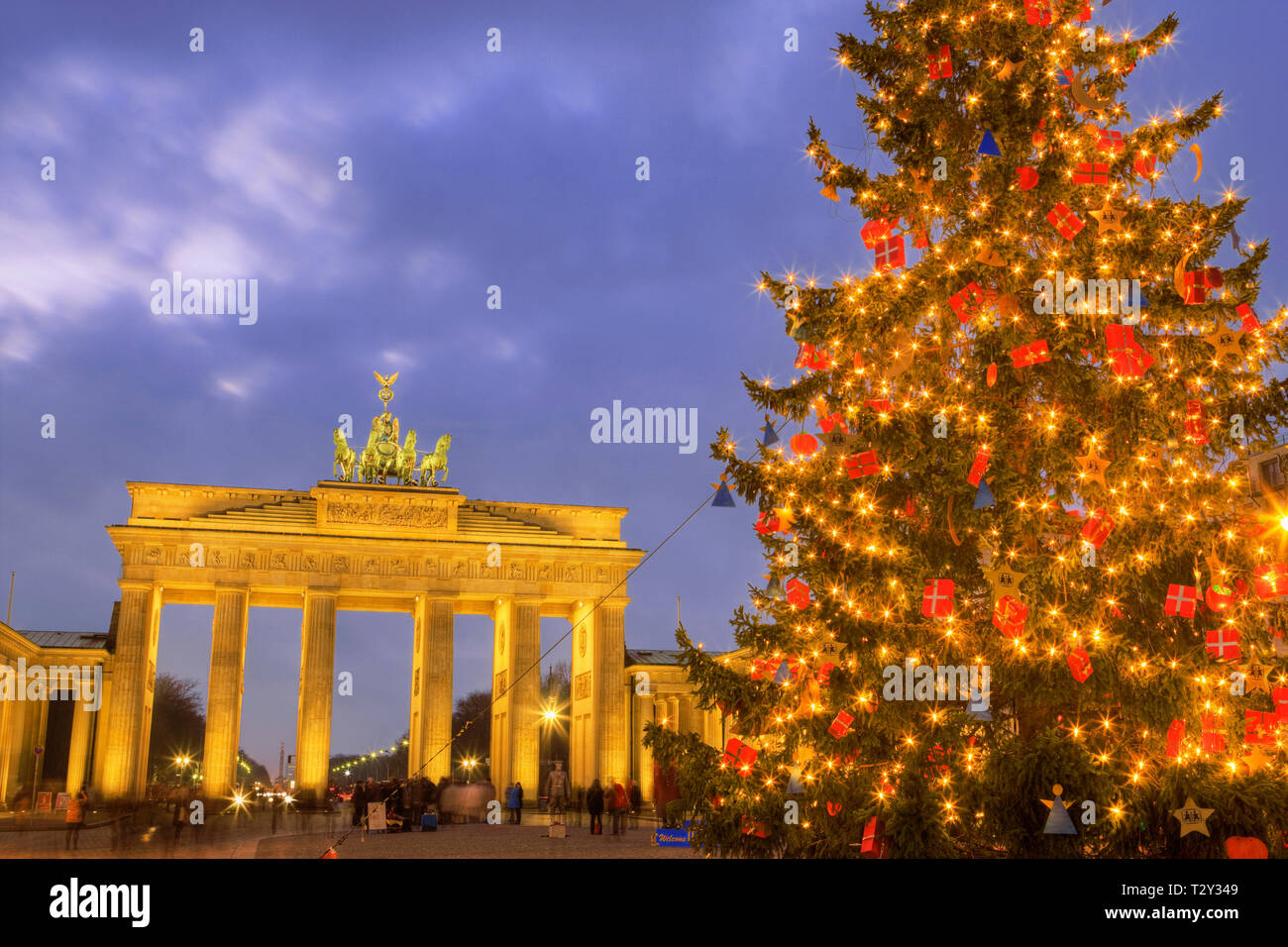 Brandenburger Tor an Weihnachten, Berlin, Deutschland. Stockfoto