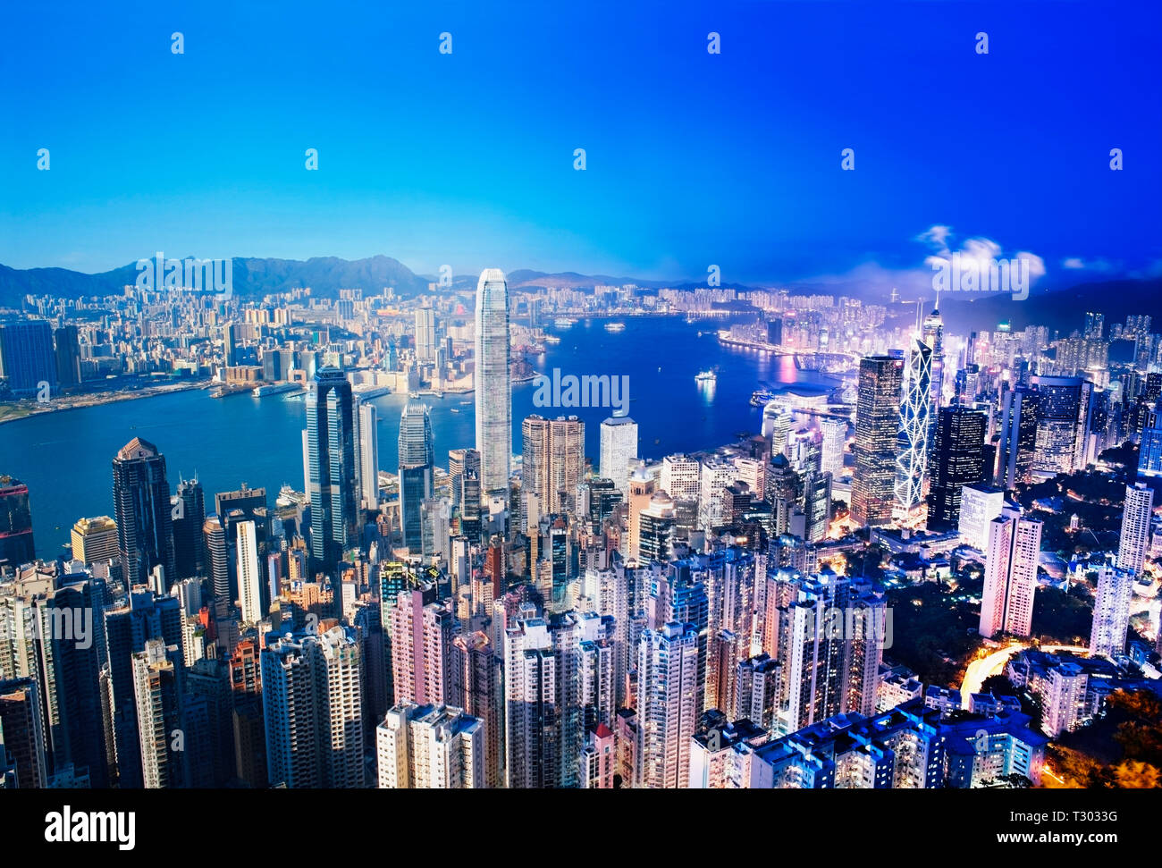 Hongkong von Tag auf Nacht Stockfoto
