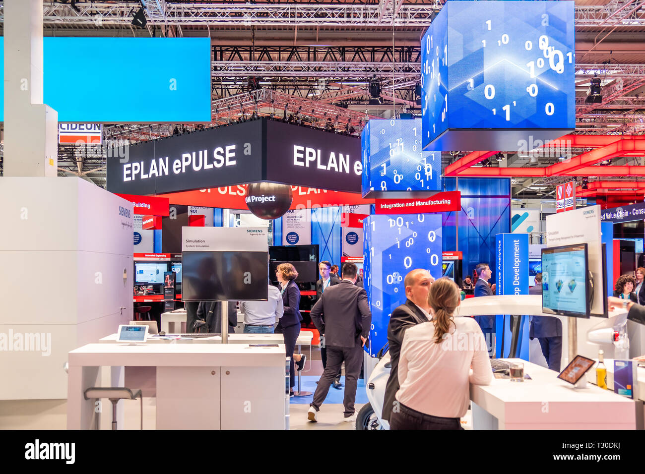 HANNOVER, Deutschland - 02 April 2019: EPlan zeigt neue Innovationen auf der Hannover Messe. Stockfoto