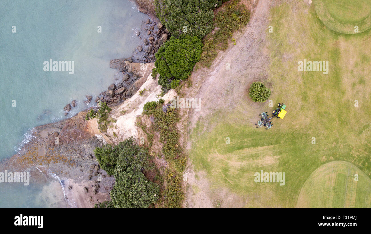 Rasentraktor Stockfotos & Rasentraktor Bilder - Alamy