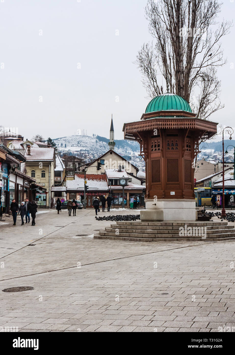 Sebilj, eine im maurischen Stil Brunnen auf einem Stein Brunnen in Istanbul modelliert aus 1891 vor bascarsija Moschee, die Bascarsija, Altstadt Stockfoto