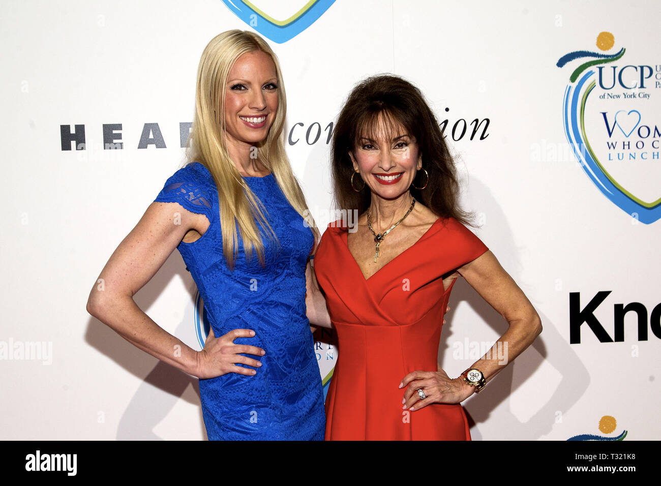 New York, USA. 07. Mai 2015. Liza Huber und, Susan Lucci Am 14. jährlichen Frauen, die Care Awards Luncheon, wovon die Vereinigten zerebrale Lähmung von New York City an Cipriani 42nd Street am Mai 07, 2015 in New York, NY. Quelle: Steve Mack/S.D. Mack Bilder/Alamy Stockfoto