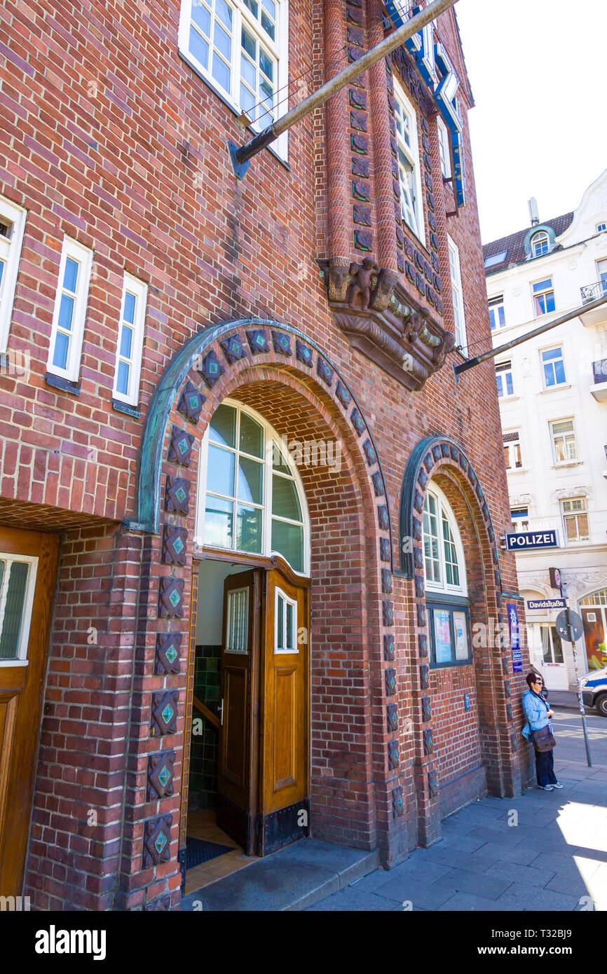 At reeperbahn in hamburg Fotos und Bildmaterial in hoher Auflösung