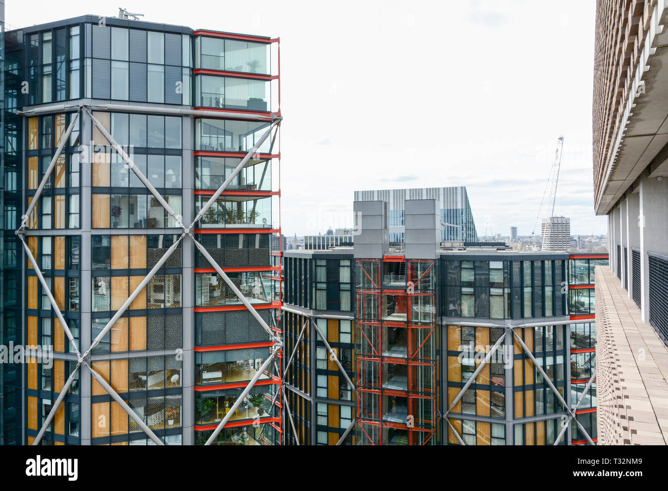 Neo Bankside Apartments ab der 10. Etage des Hauses, Tate Modern, London, UK gesehen Stockfoto