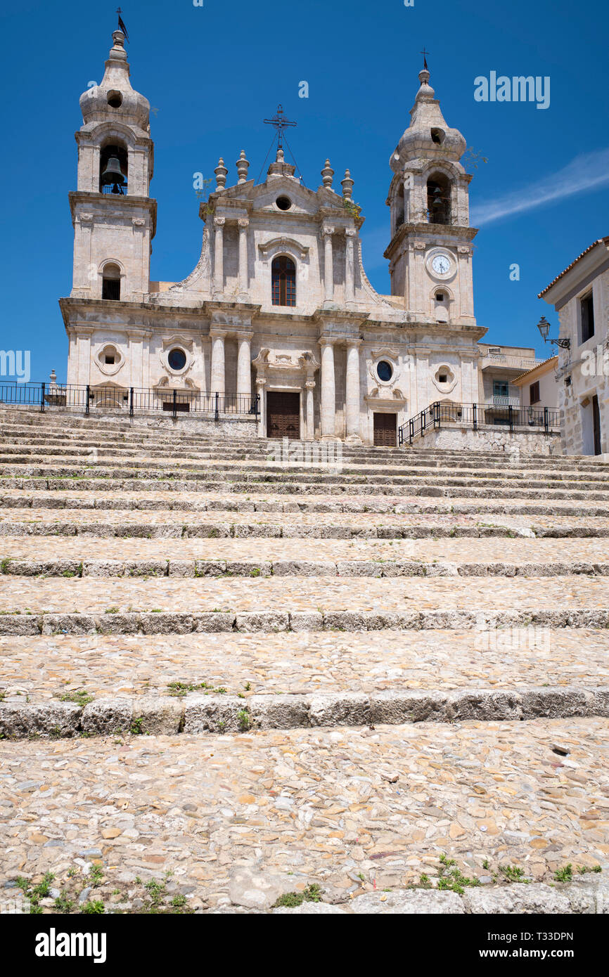 Alte steinerne Kirche von La Modena De Rosario in palma di montechiaro, Sizilien, Italien Stockfoto
