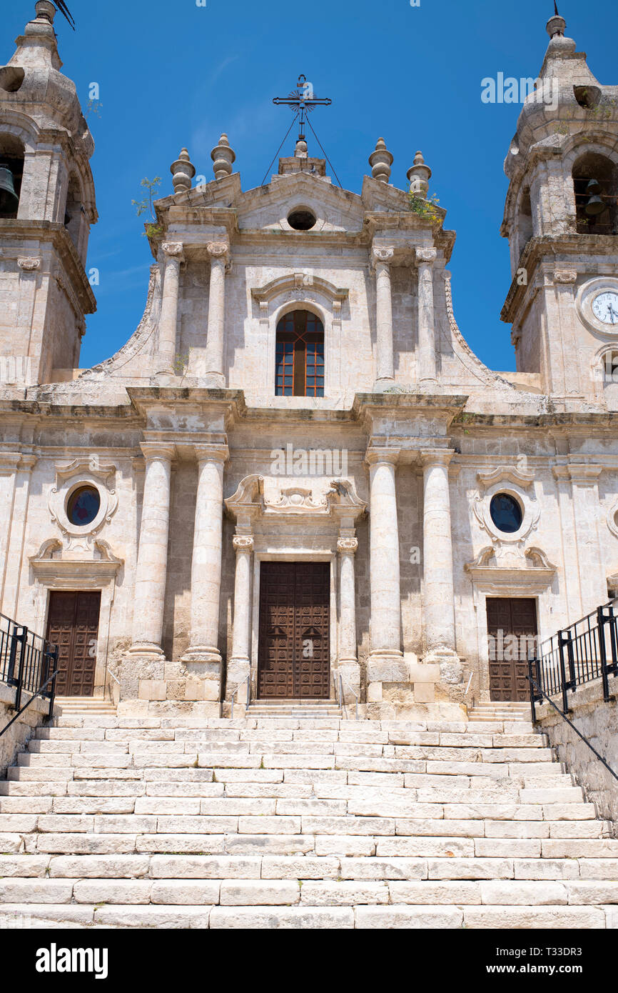 Alte steinerne Kirche von La Modena De Rosario in palma di montechiaro, Sizilien, Italien Stockfoto