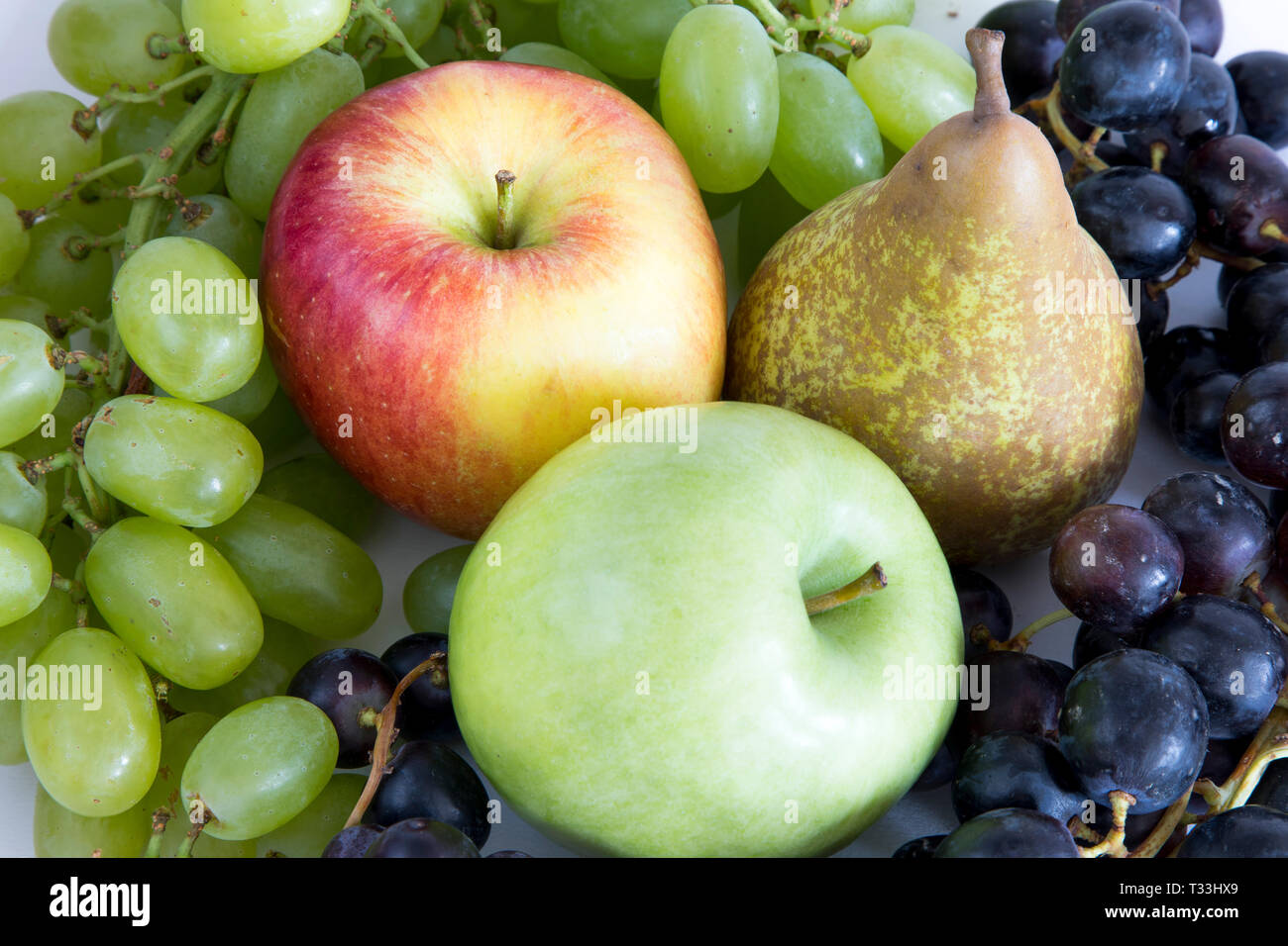Obst, Kernobst, verschiedenen, Trauben, Trauben, Rot, Weiß, Grün, Äpfel, Apfel, Birne, Stockfoto