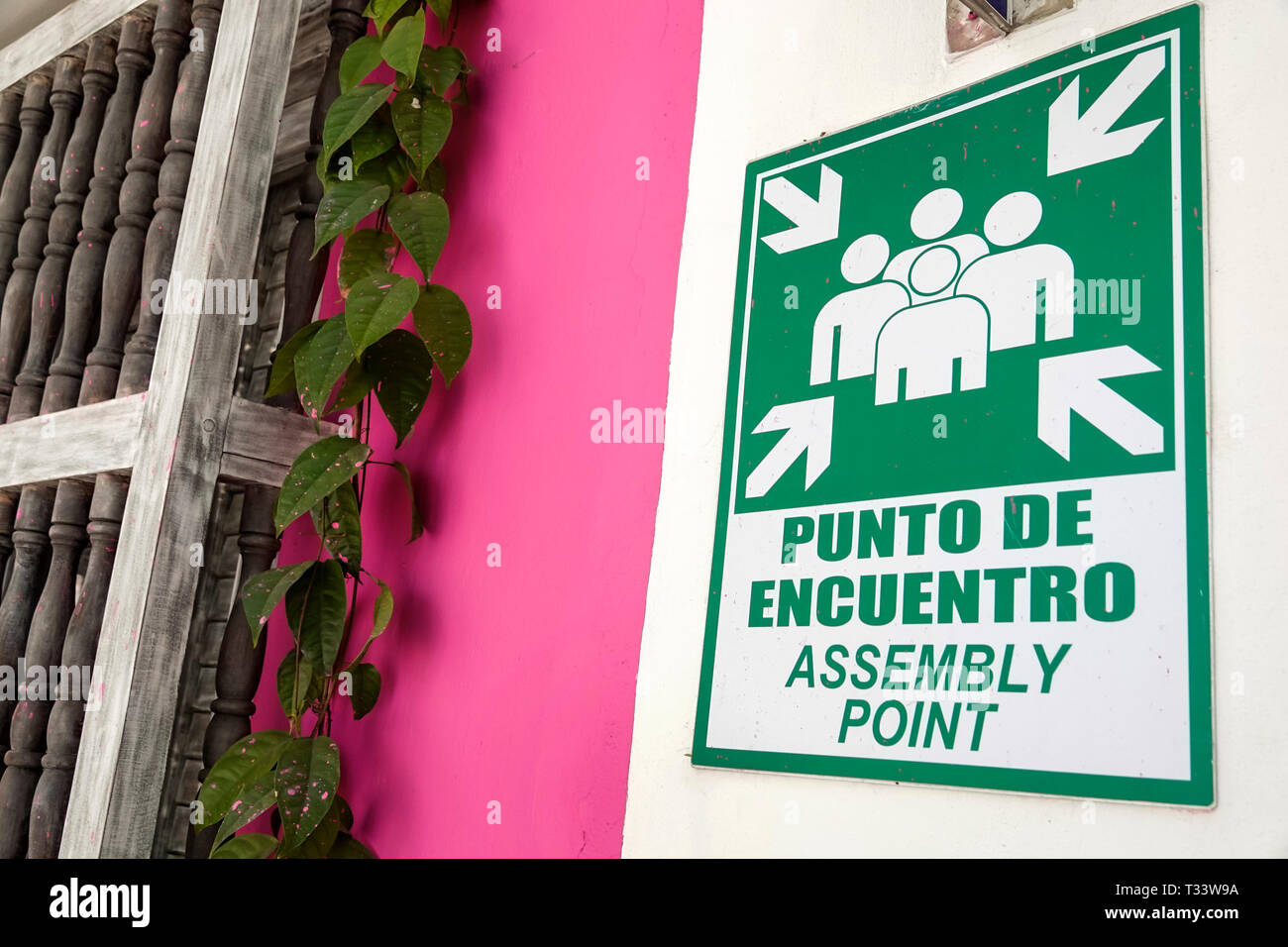 Cartagena Kolumbien,Zentrum,Zentrum,Getsemani,spanisch-englische Sprache Assembler Point,COL190121064 Stockfoto