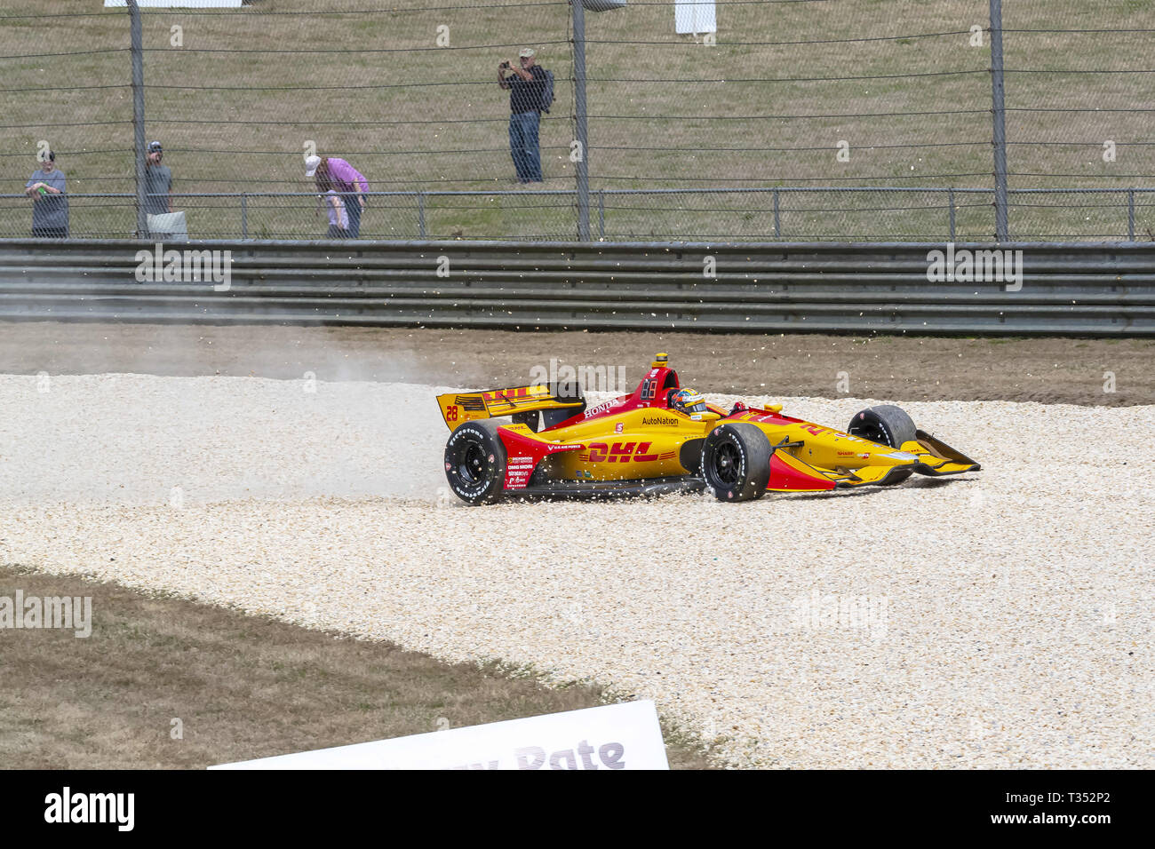 Birmingham, Alabama, USA. 6 Apr, 2019. RYAN HUNTER-REAY (28) der Vereinigten Staaten bringt eine Vorsicht, als er Manöver durch durch die Umdrehungen während der Praxis für das Honda Indy Grand Prix von Alabama in Barber Motorsports Park in Birmingham, Alabama. (Bild: © Walter G Arce Sr Asp Inc/ASP) Stockfoto